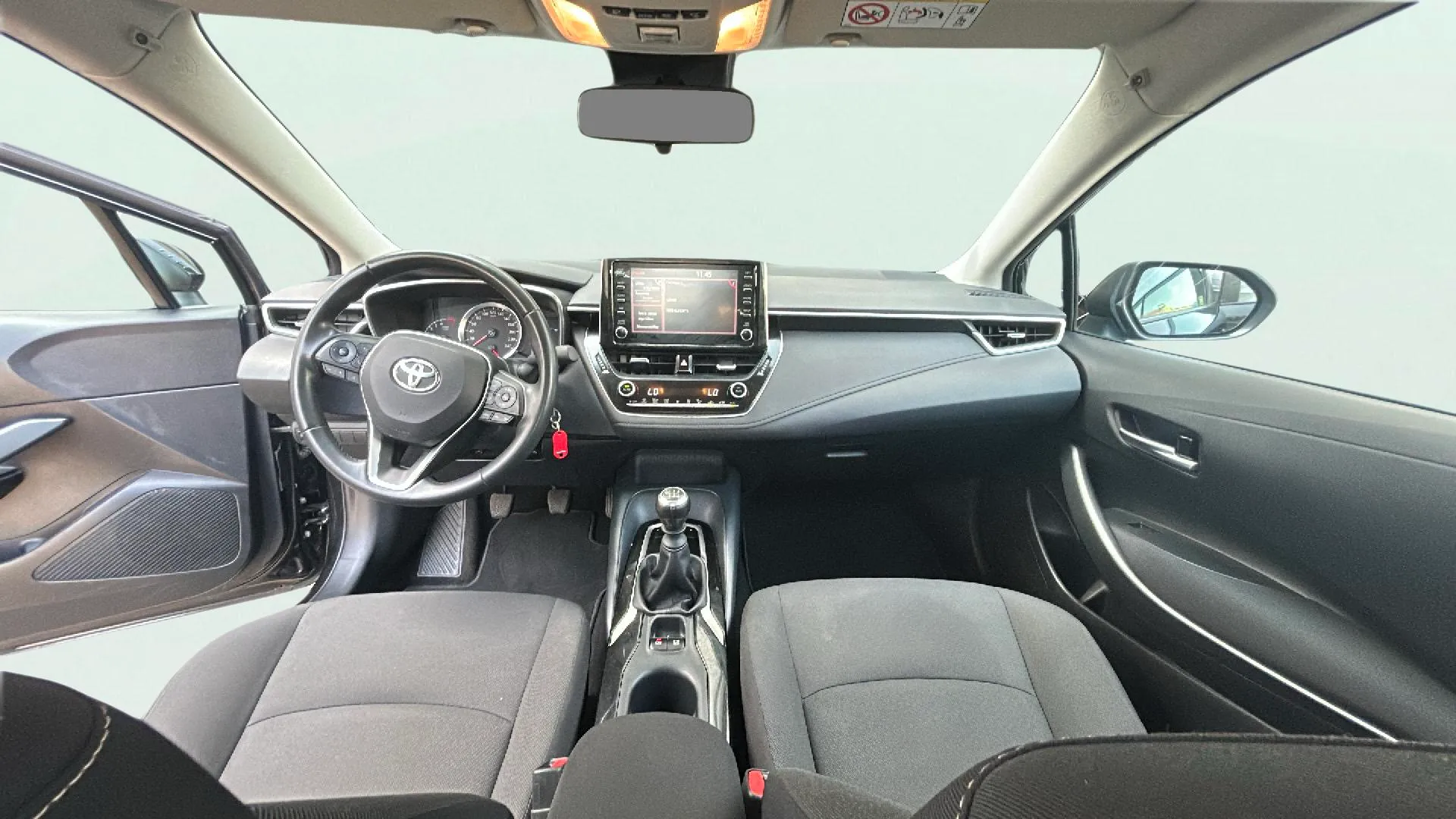 Toyota Corolla Sedán 1.5 Active - foto 17