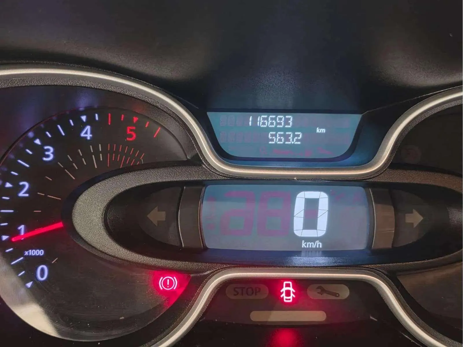Renault Trafic 2.0 - foto 13