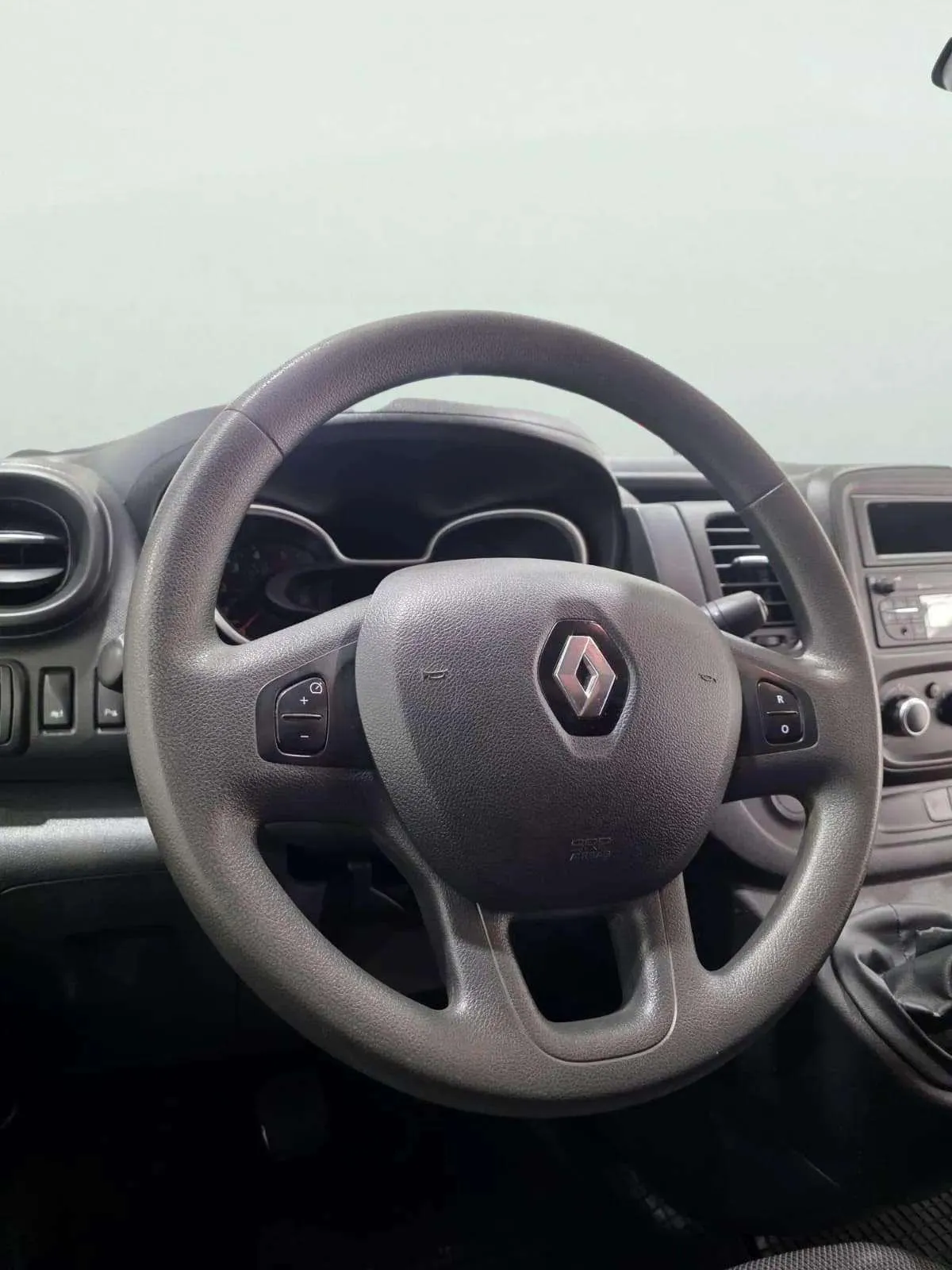 Renault Trafic 2.0 - foto 14