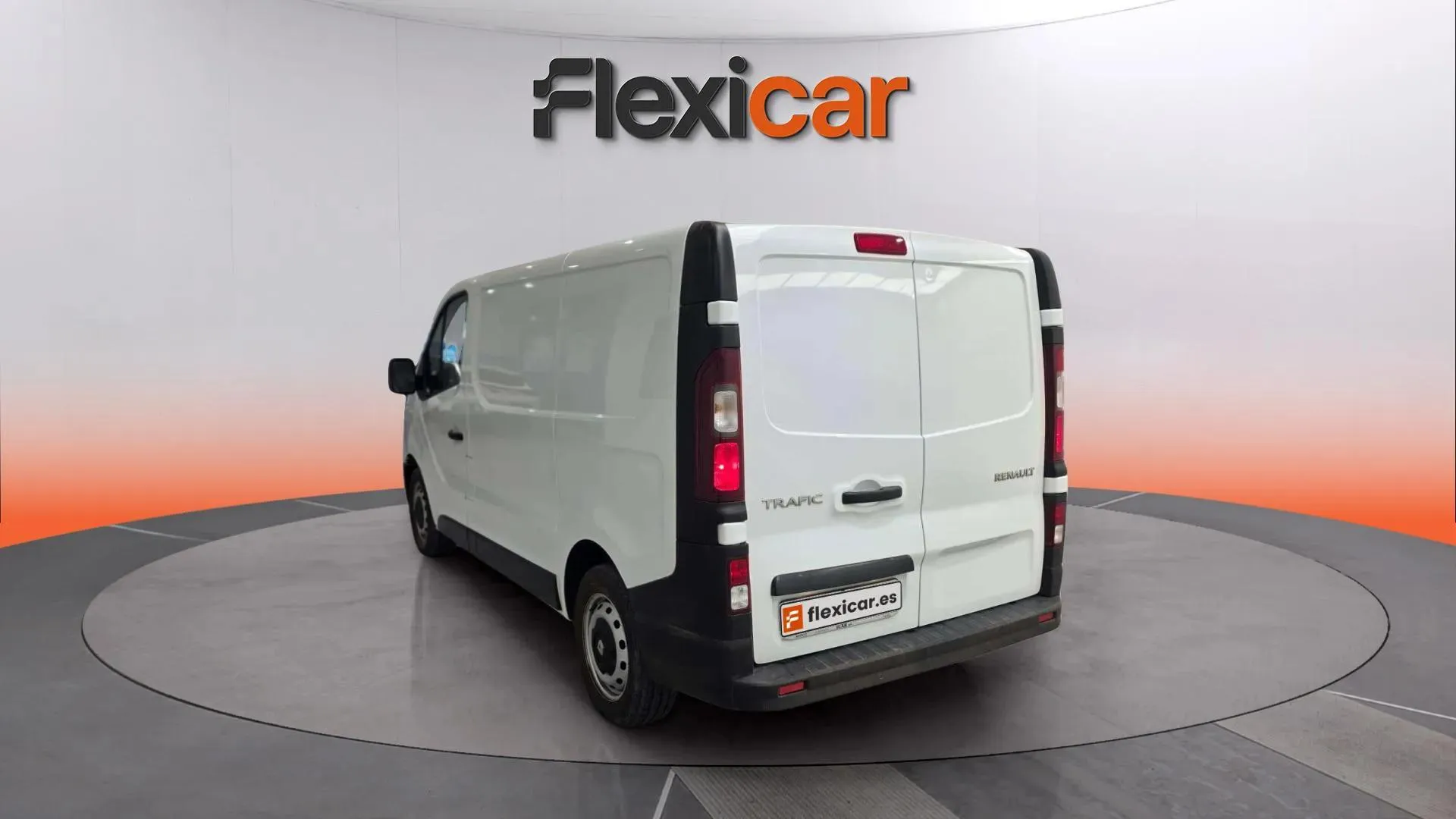 Renault Trafic 2.0 - foto 5