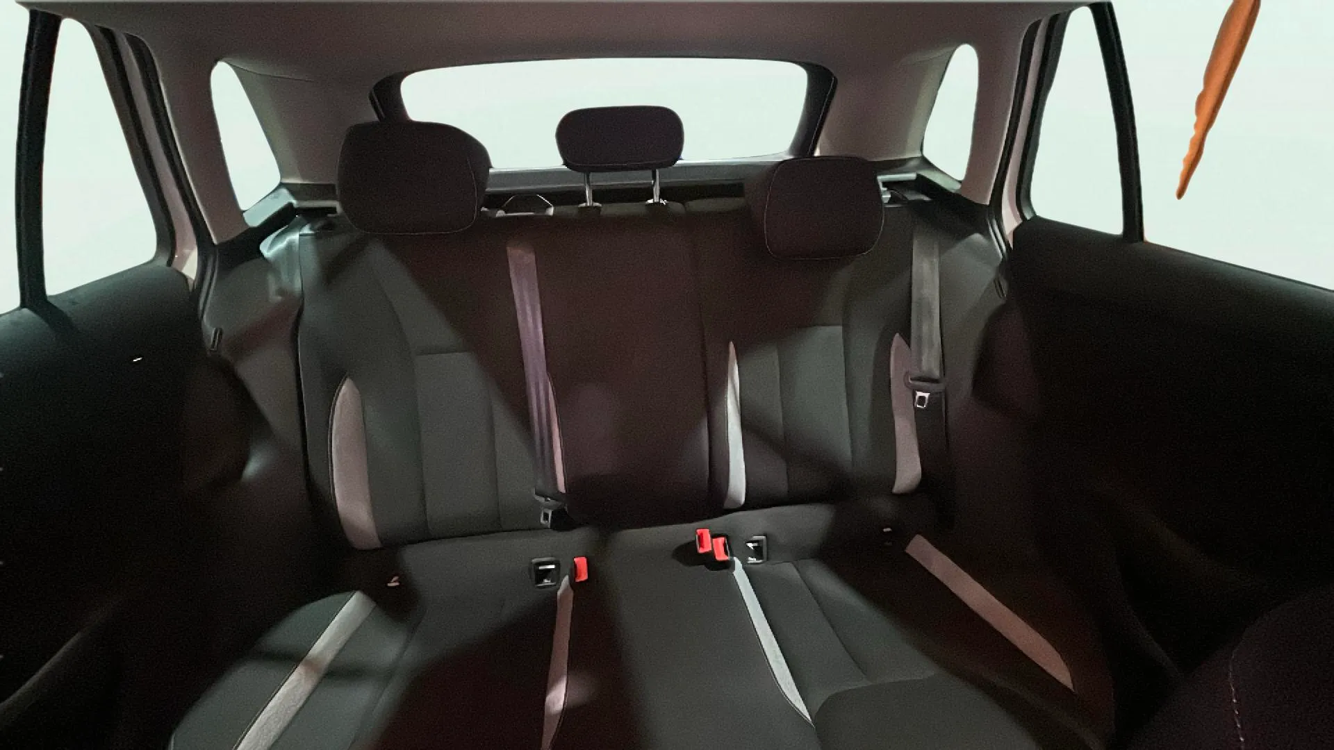 Škoda Kamiq 1.0 TSI DSG Selection - foto 12