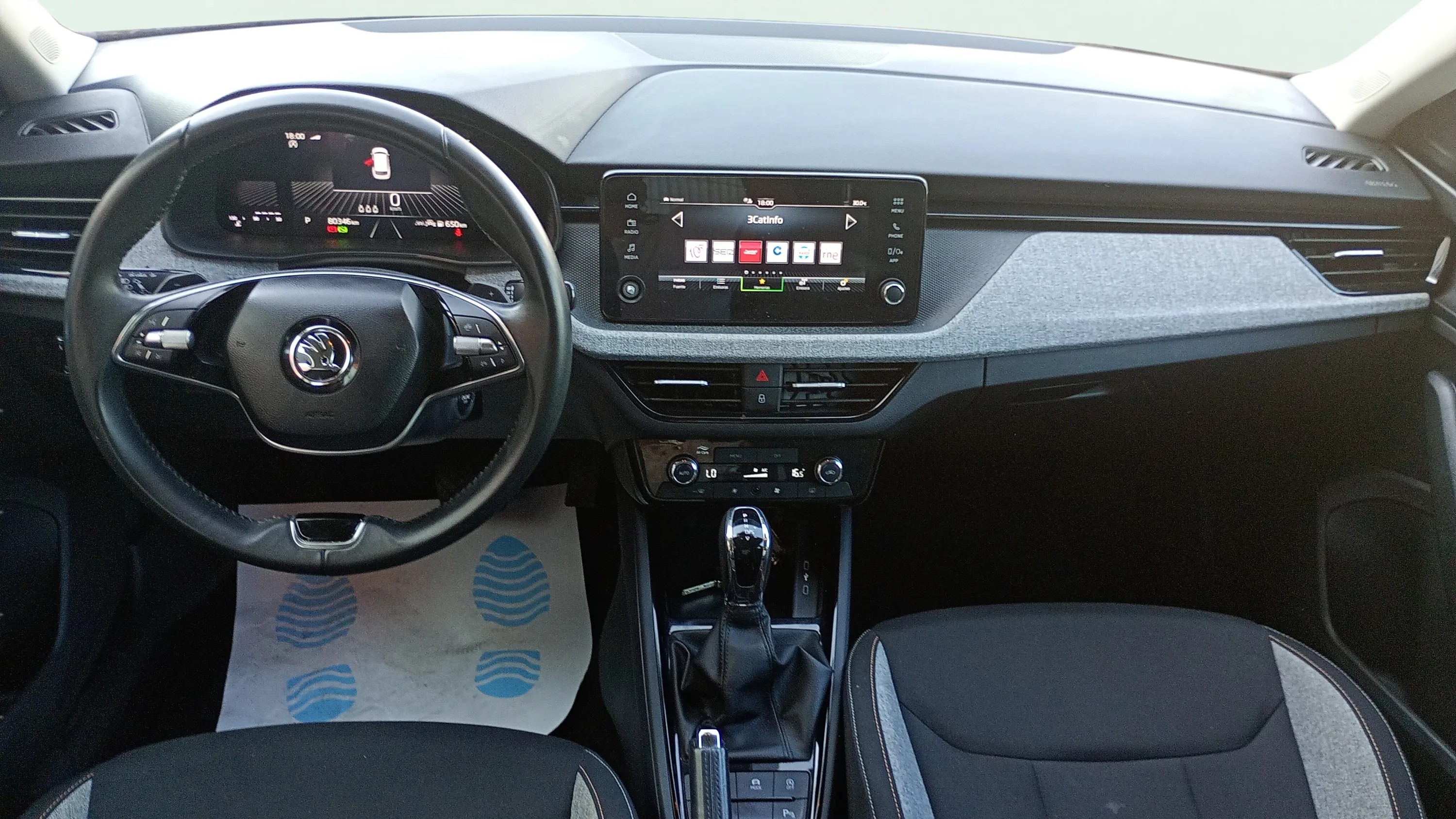 Škoda Kamiq 1.0 TSI DSG Design - foto 9
