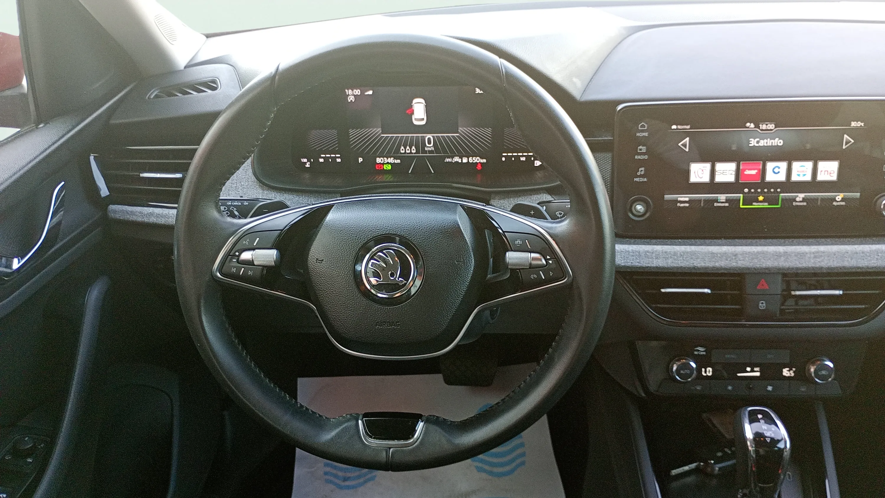 Škoda Kamiq 1.0 TSI DSG Design - foto 11