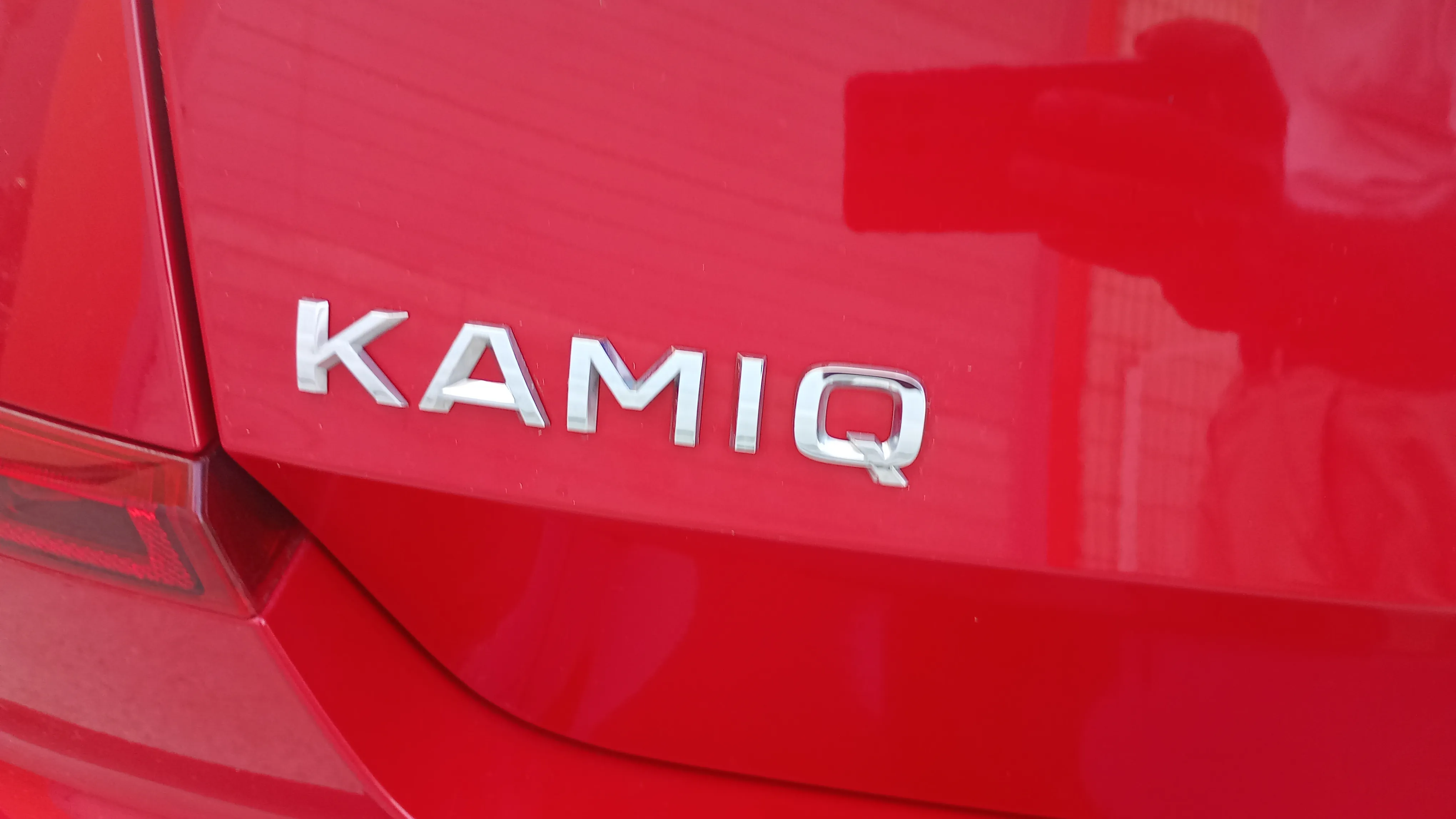 Škoda Kamiq 1.0 TSI DSG Design - foto 18