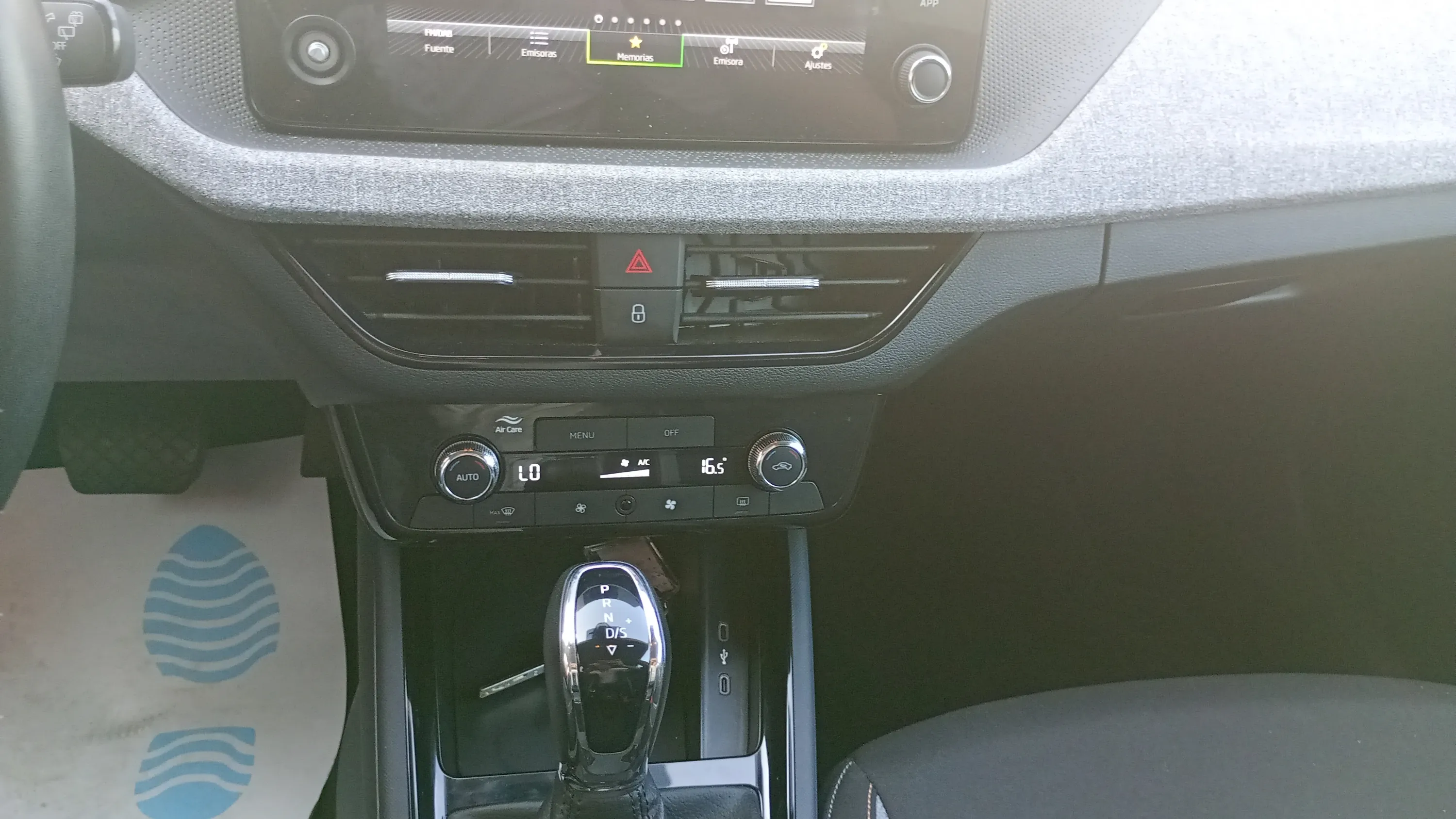 Škoda Kamiq 1.0 TSI DSG Design - foto 10