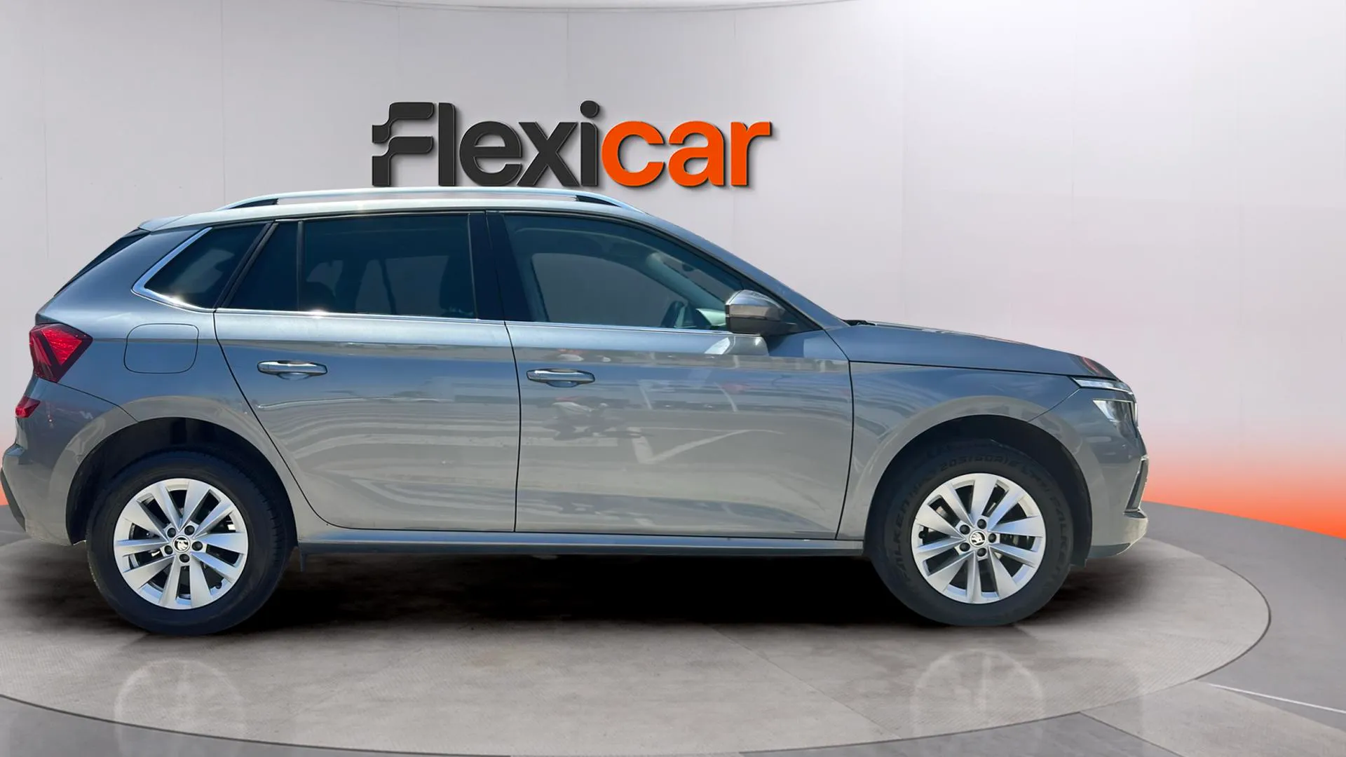 Škoda Kamiq 1.0 TSI DSG Selection - foto 4