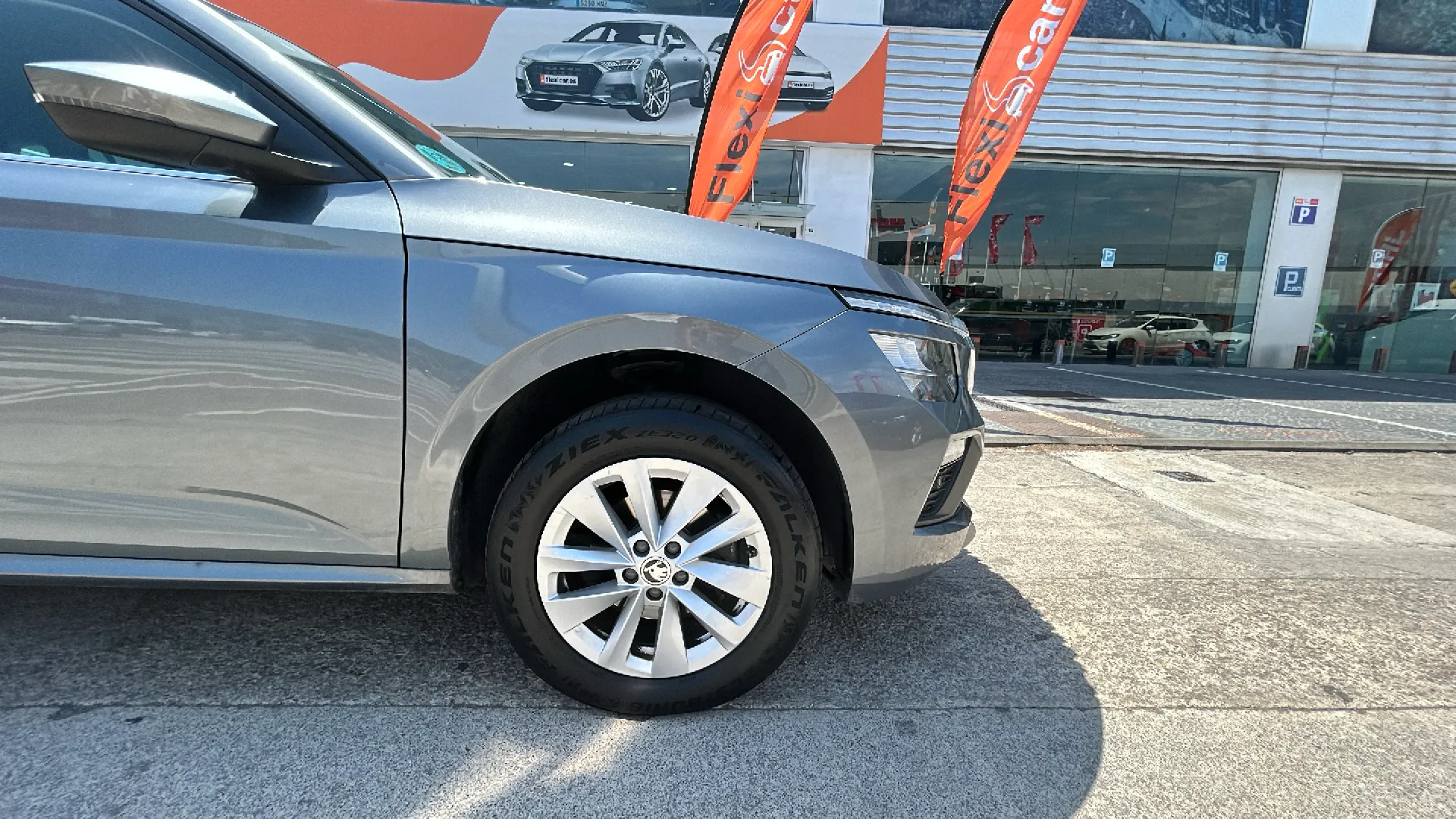 Škoda Kamiq 1.0 TSI DSG Selection - foto 23