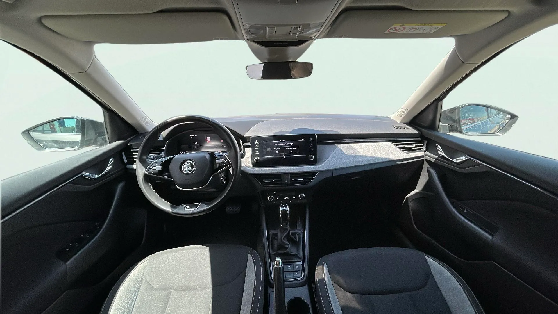 Škoda Kamiq 1.0 TSI DSG Selection - foto 13