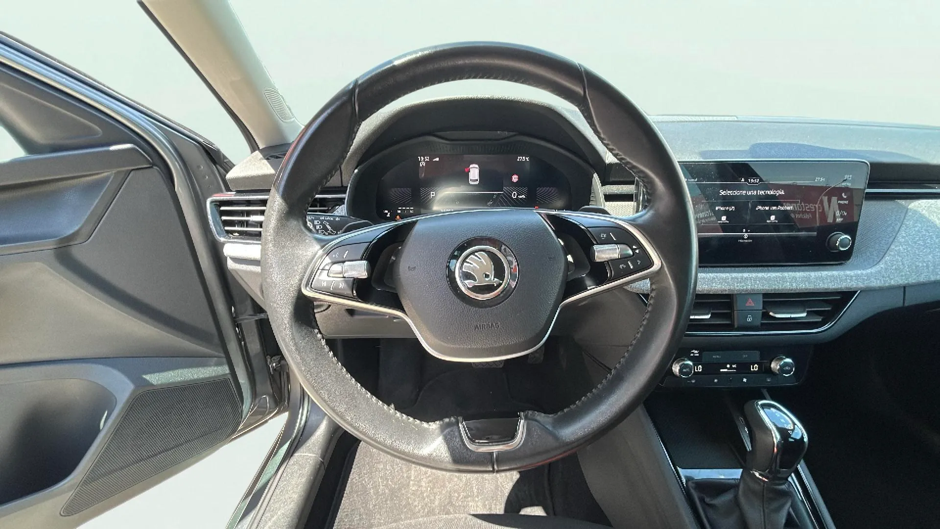 Škoda Kamiq 1.0 TSI DSG Selection - foto 9
