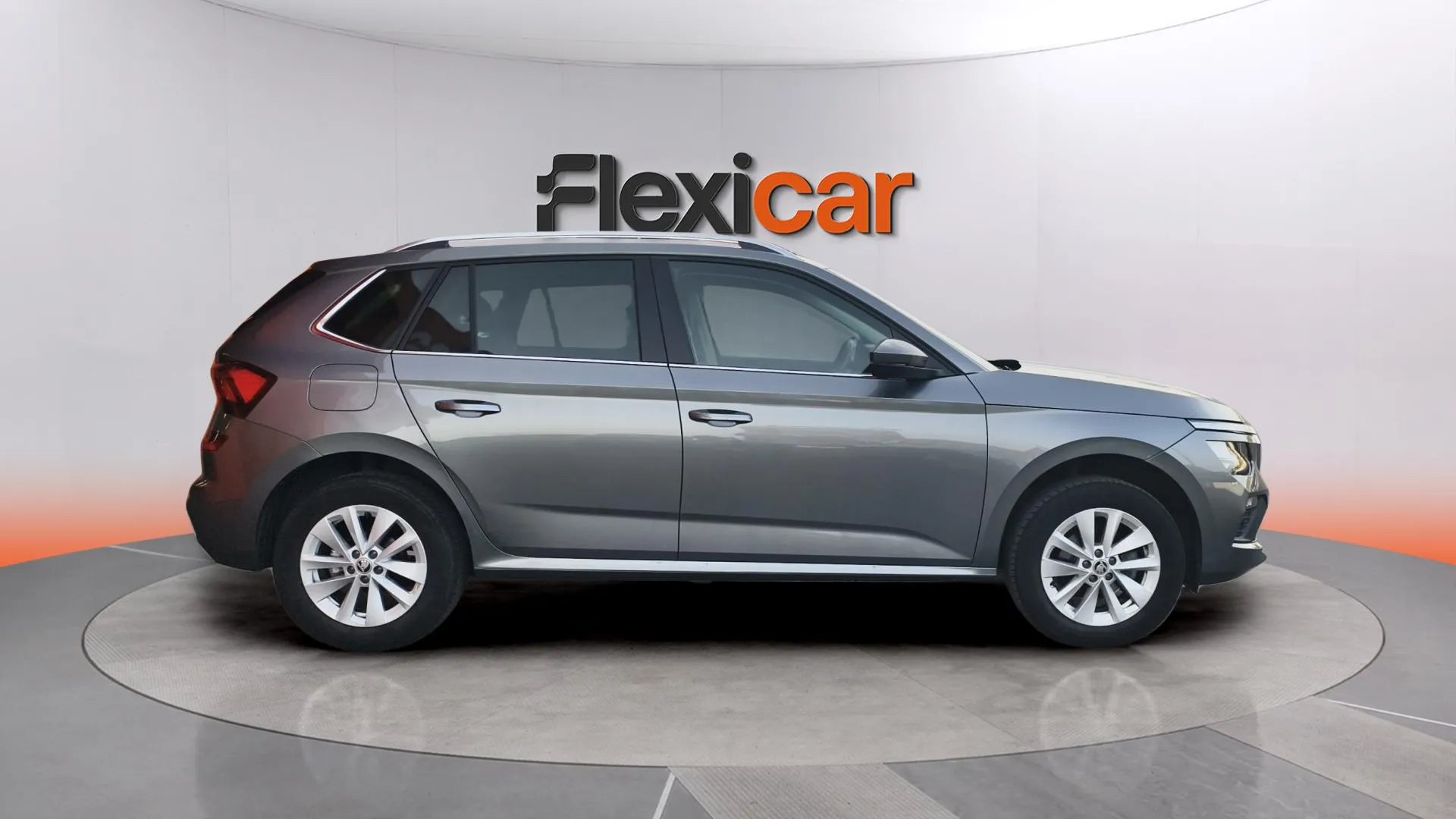 Škoda Kamiq 1.0 TSI DSG Selection - foto 2