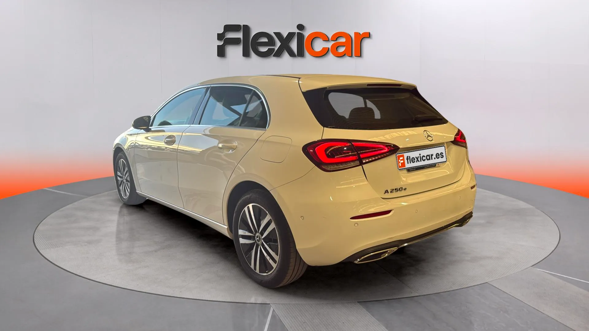 Mercedes-Benz Clase A A 250 e - foto 5