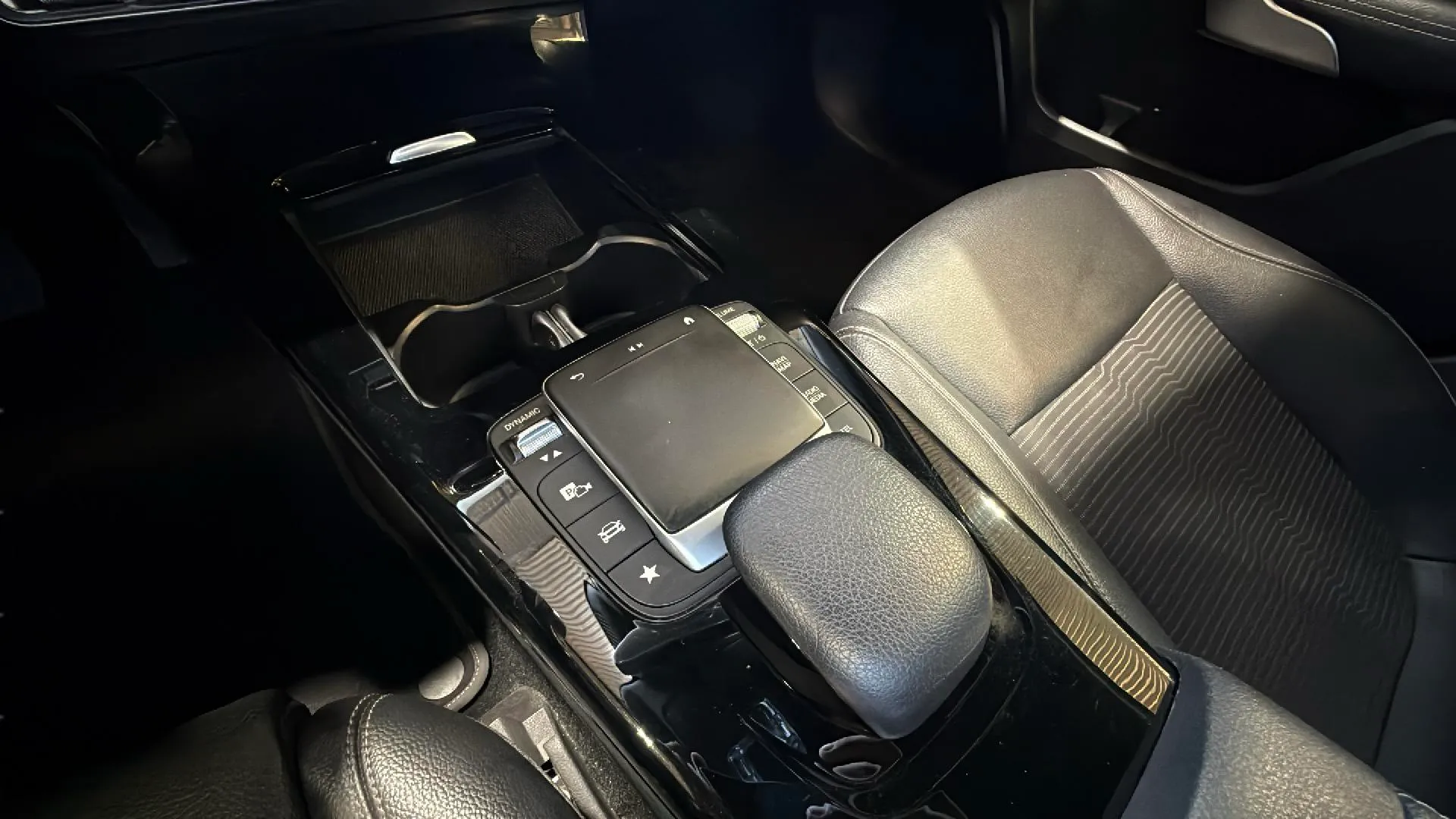 Mercedes-Benz Clase A A 250 e - foto 18