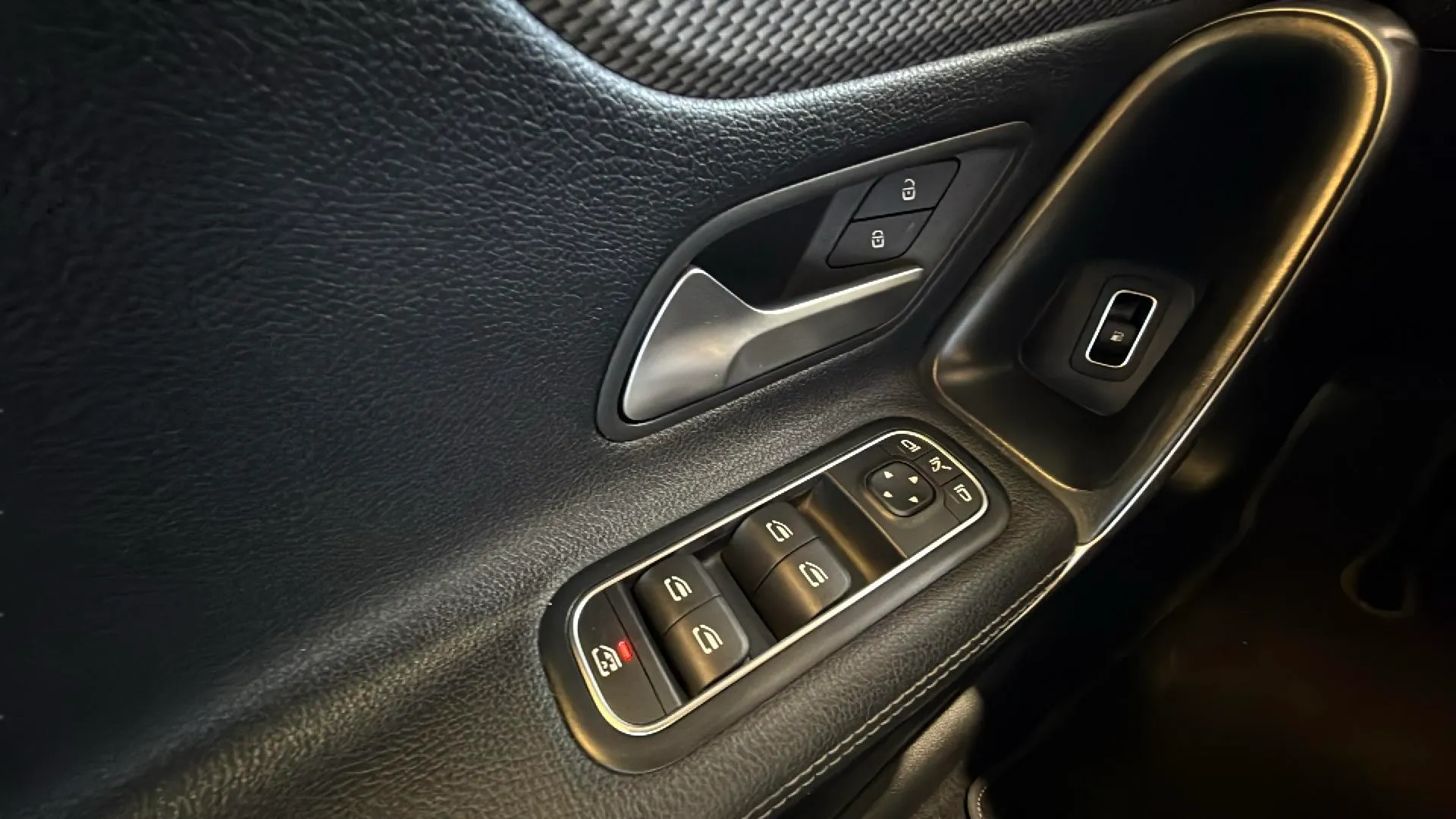 Mercedes-Benz Clase A A 250 e - foto 19