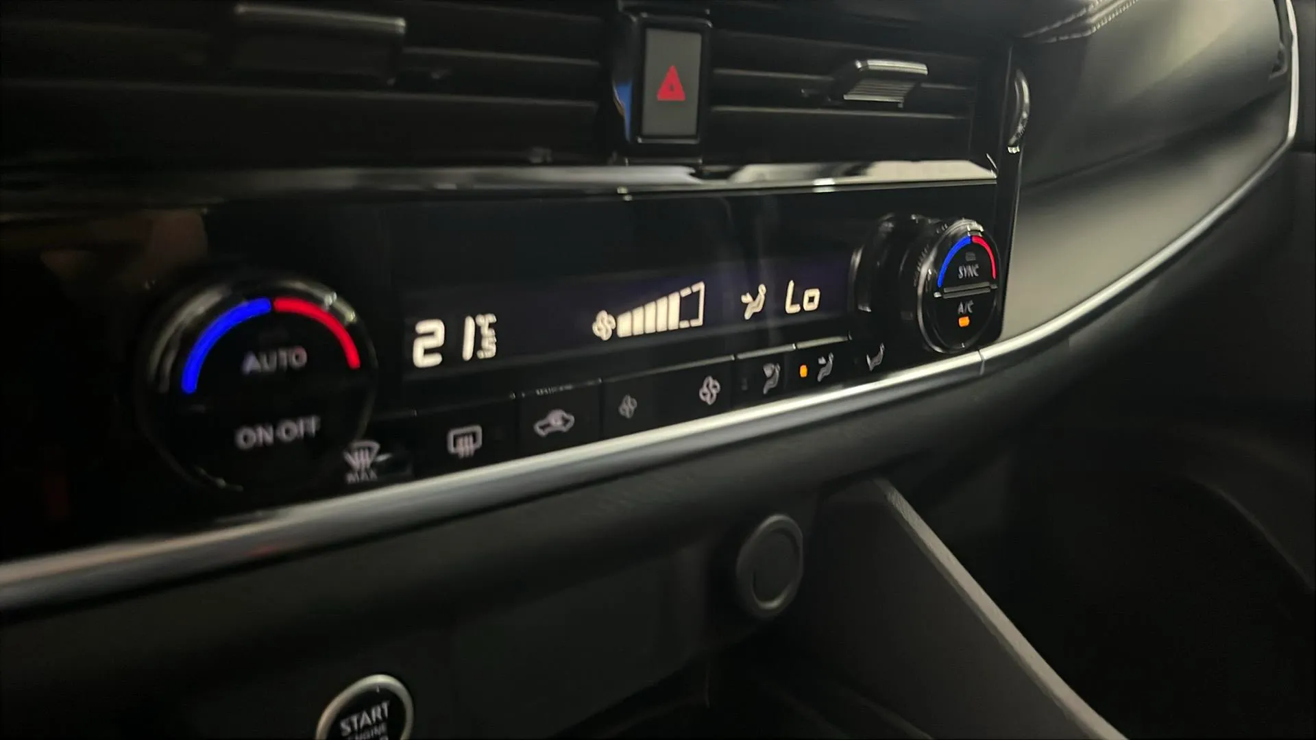 Nissan Qashqai DIG-T mHEV Xtronic Tekna - foto 21
