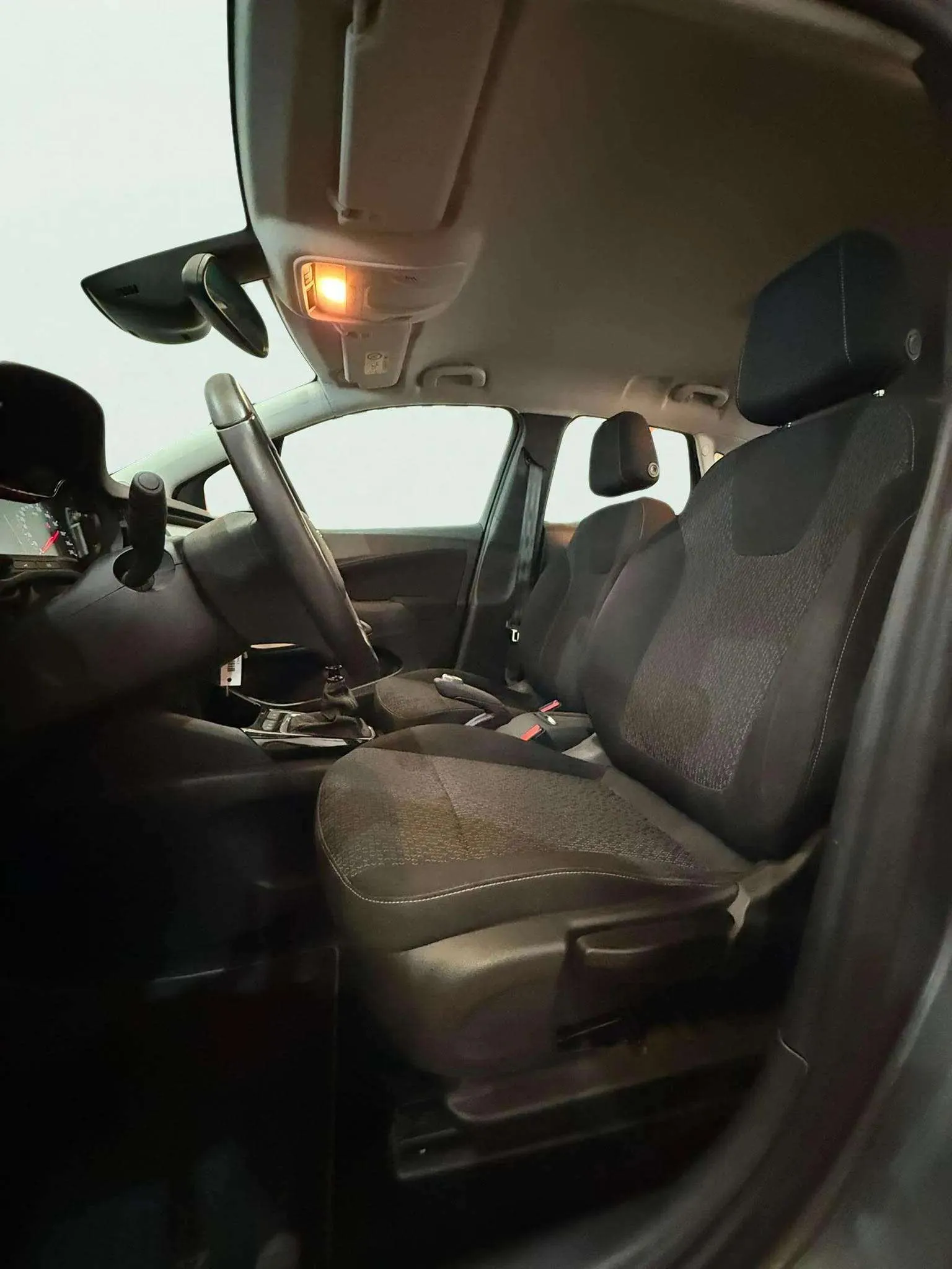Opel Crossland x - foto 27