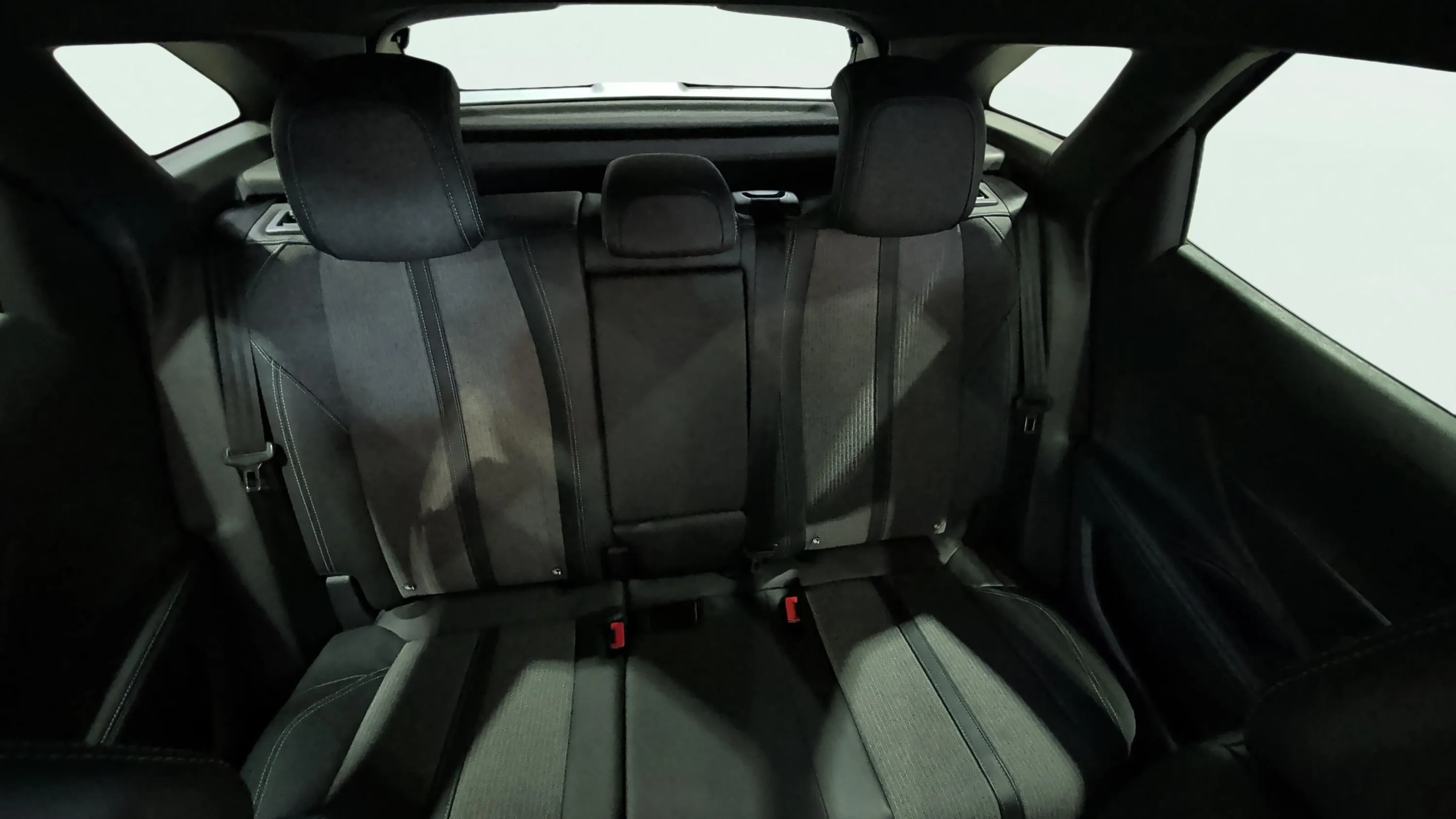 Peugeot 3008 1.2 Allure eDCS6 - foto 23