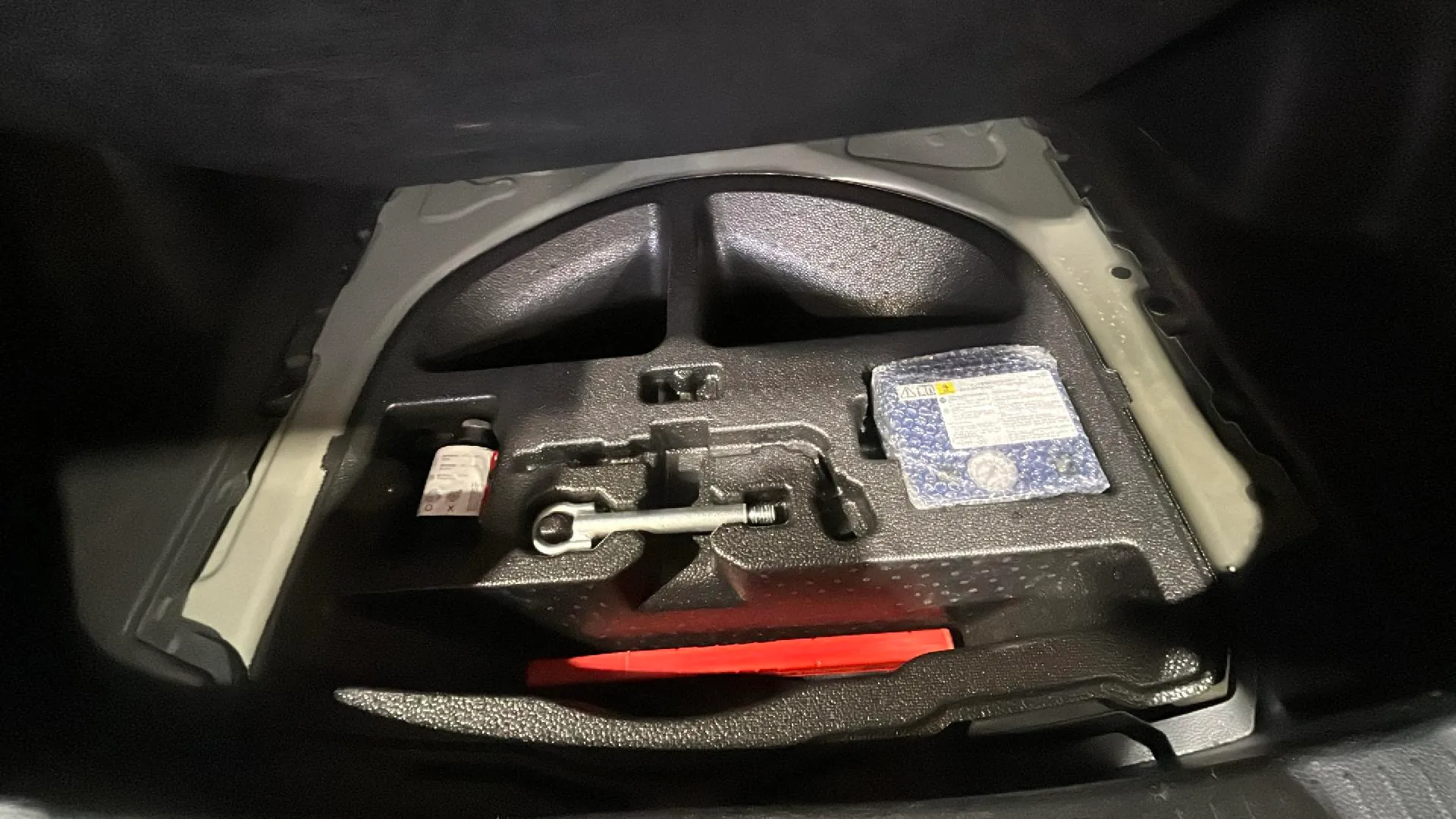Toyota Corolla 1.5 125 - foto 11