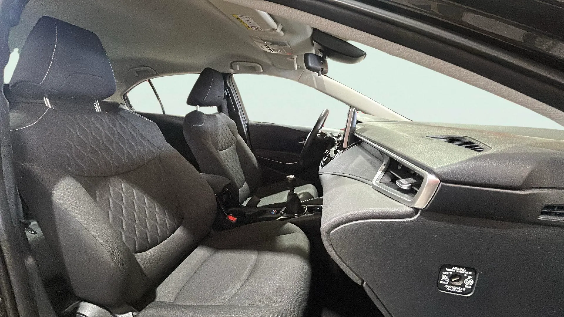 Toyota Corolla 1.5 125 - foto 15