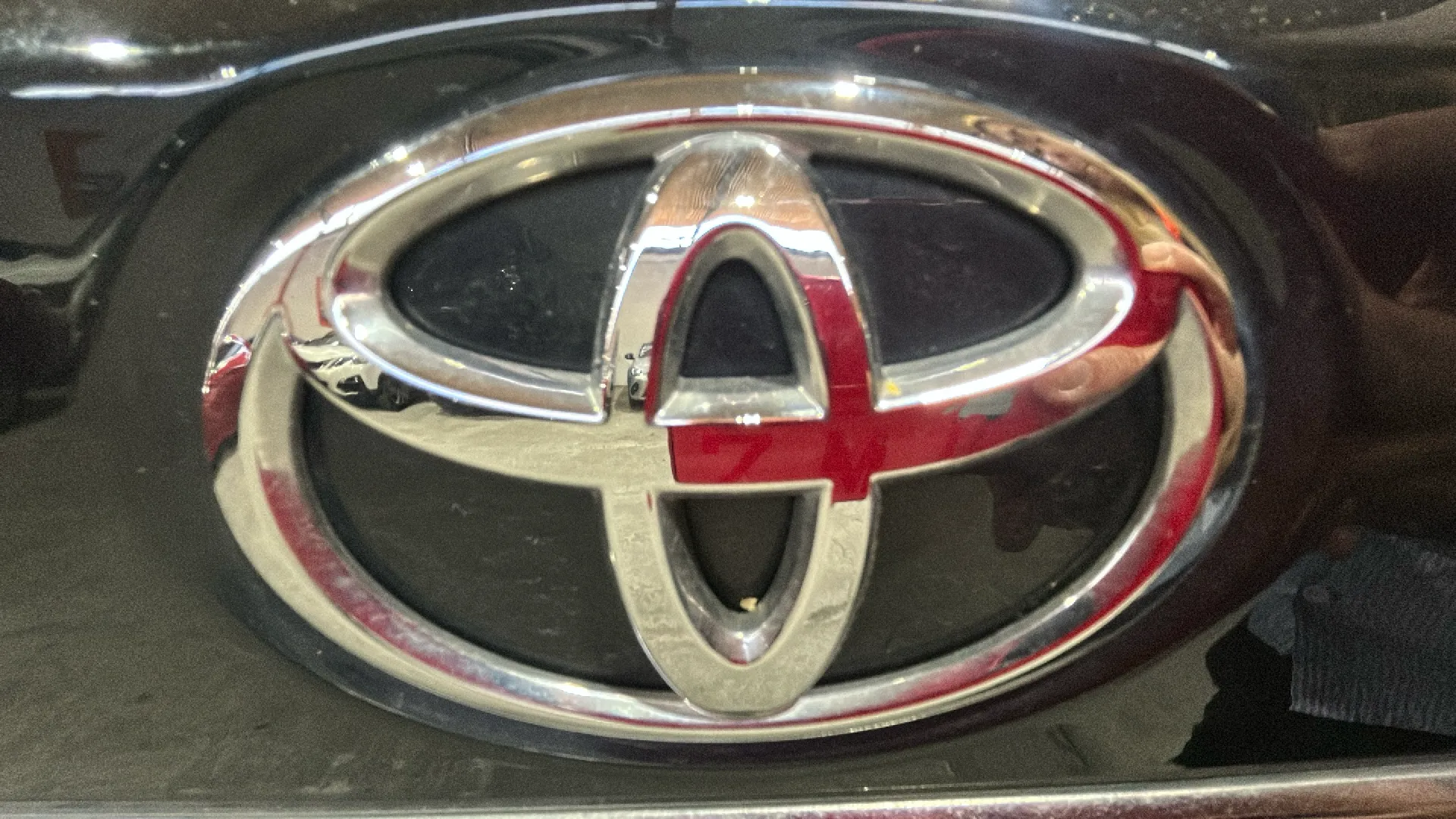 Toyota Corolla 1.5 125 - foto 13