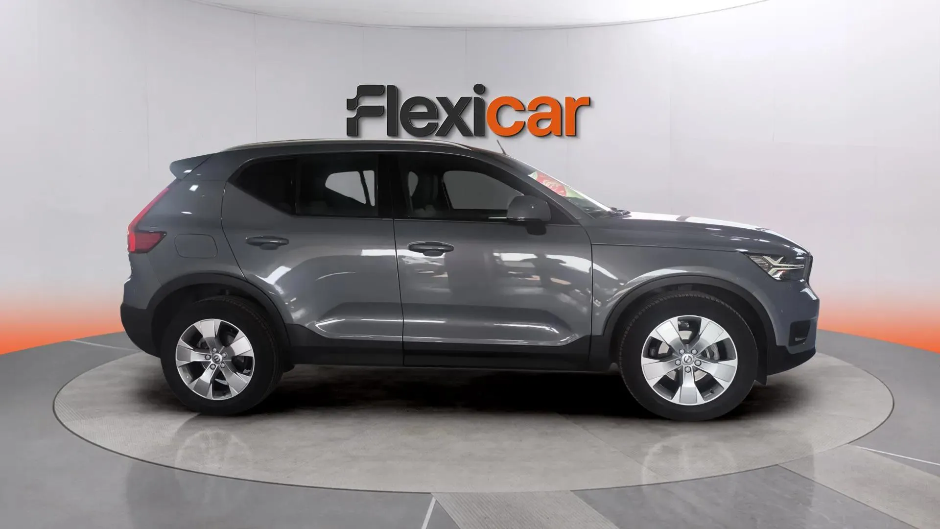 Volvo XC40 1.5 T3 Momentum - foto 8