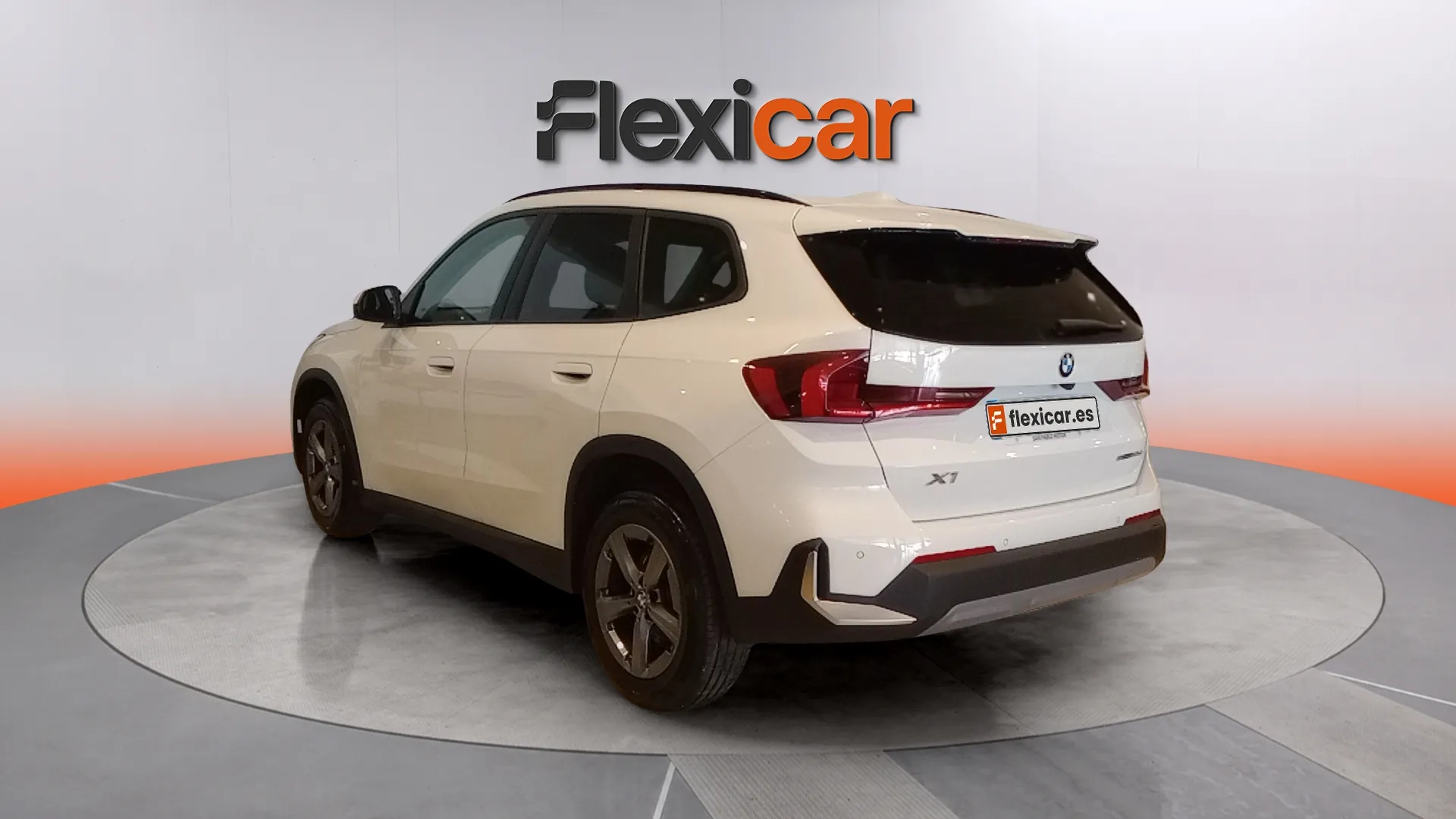 BMW X1 sDrive18d - foto 5