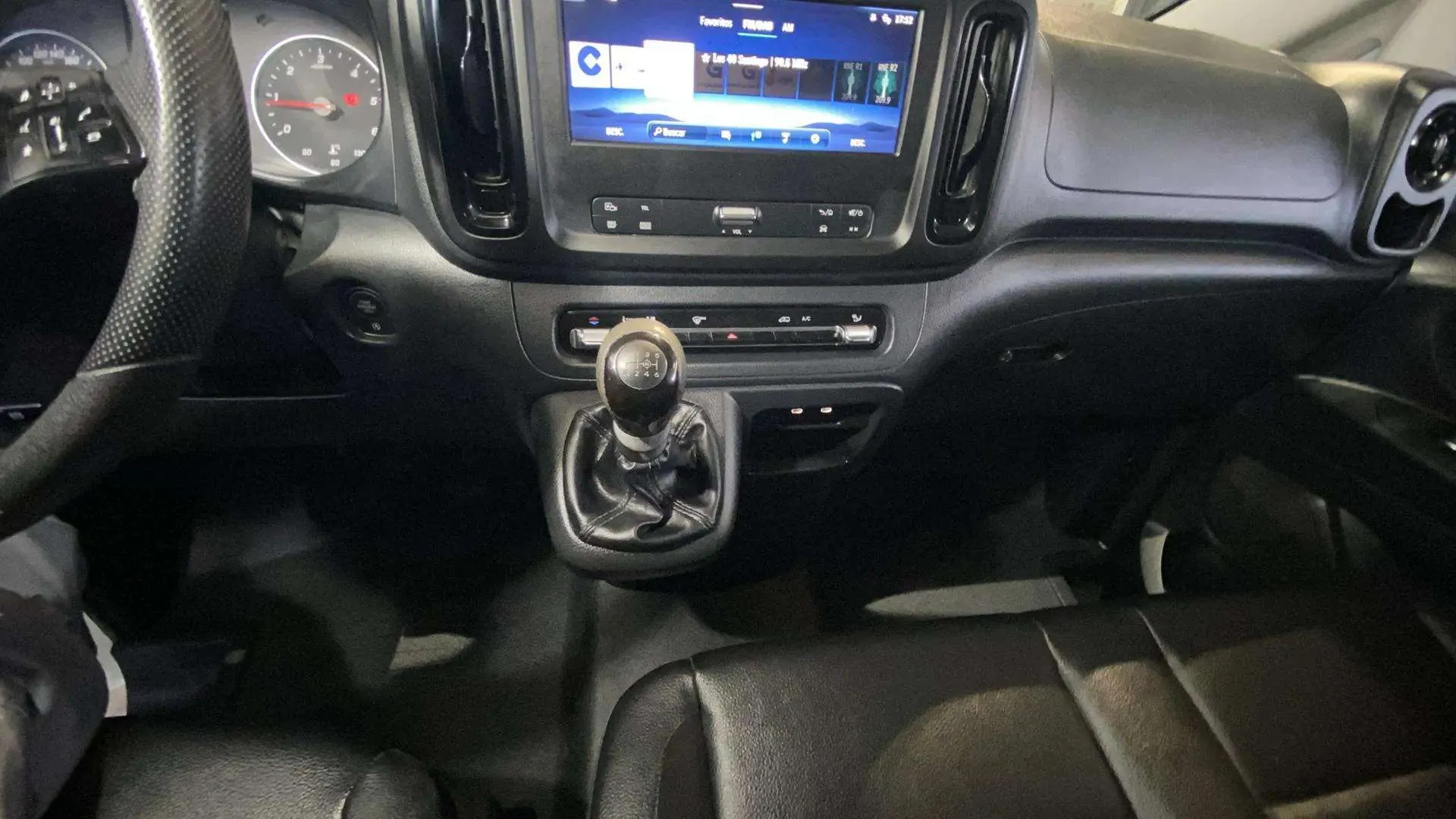 Mercedes-Benz Vito 110CDI furgón Base compacta - foto 15