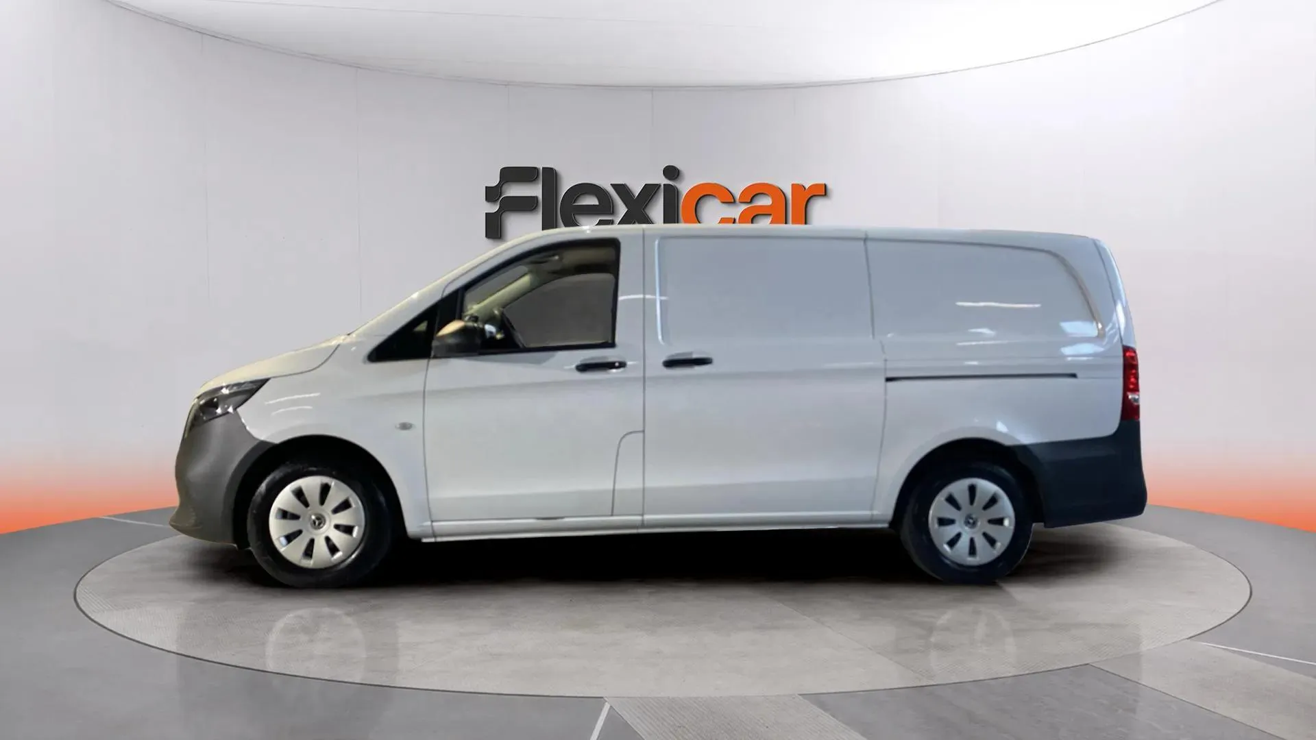 Mercedes-Benz Vito 110CDI furgón Base compacta - foto 3