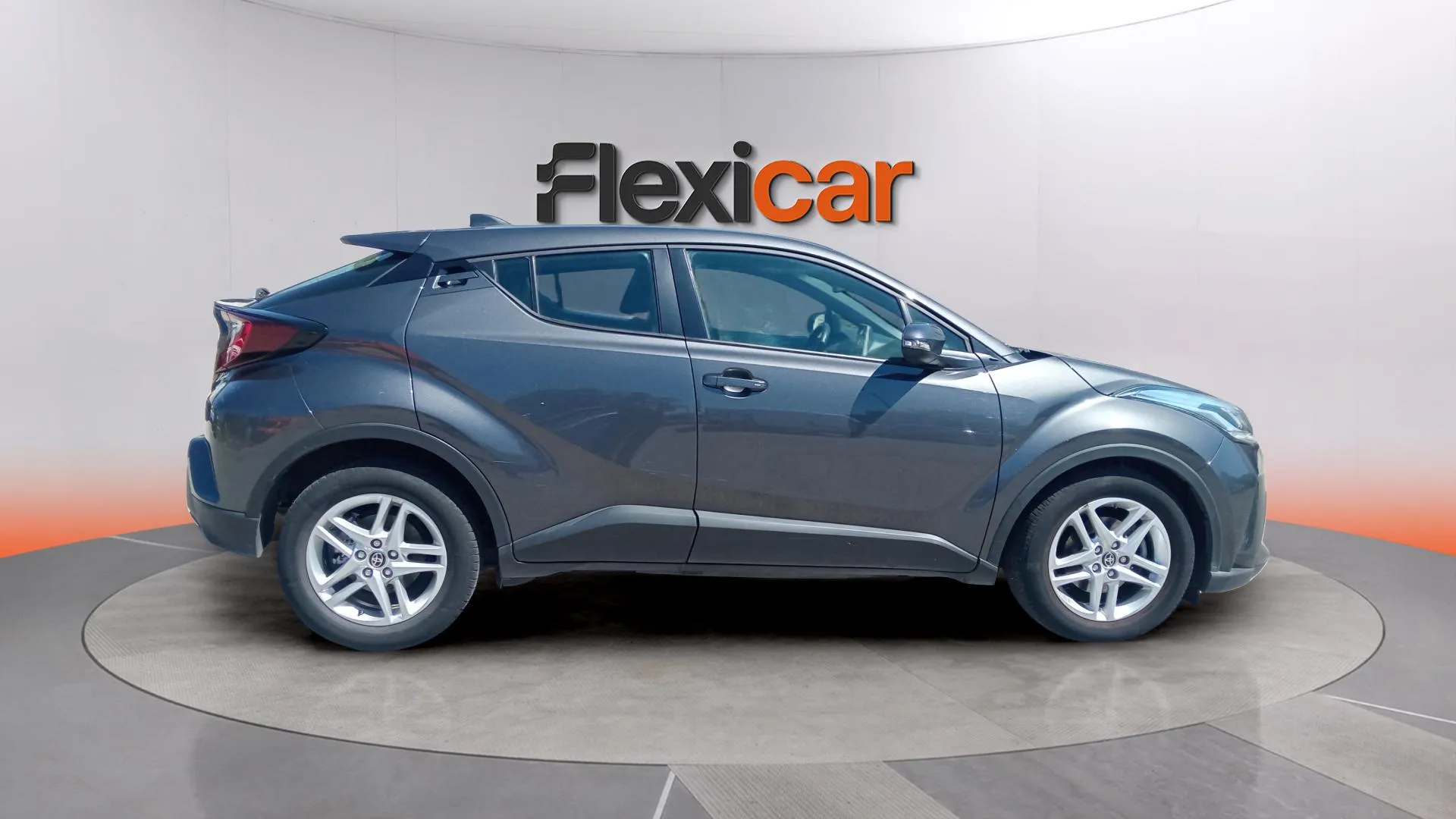 Toyota C-HR 1.8 125H Active - foto 12