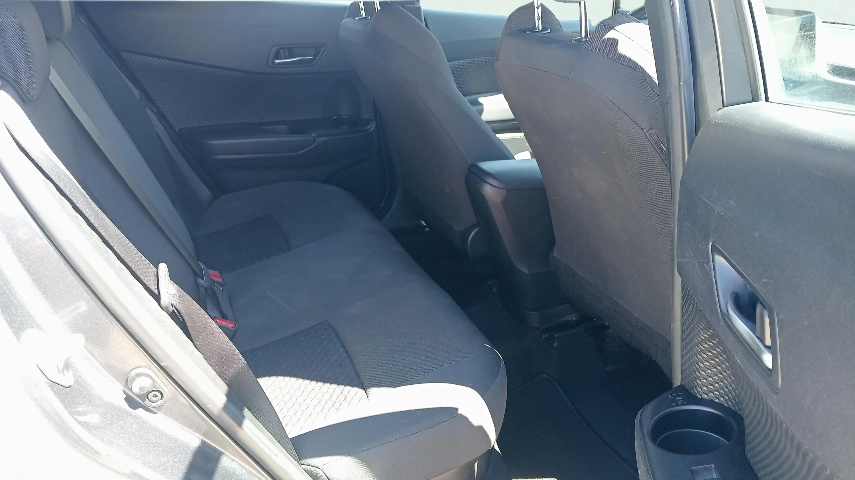 Toyota C-HR 1.8 125H Active - foto 18