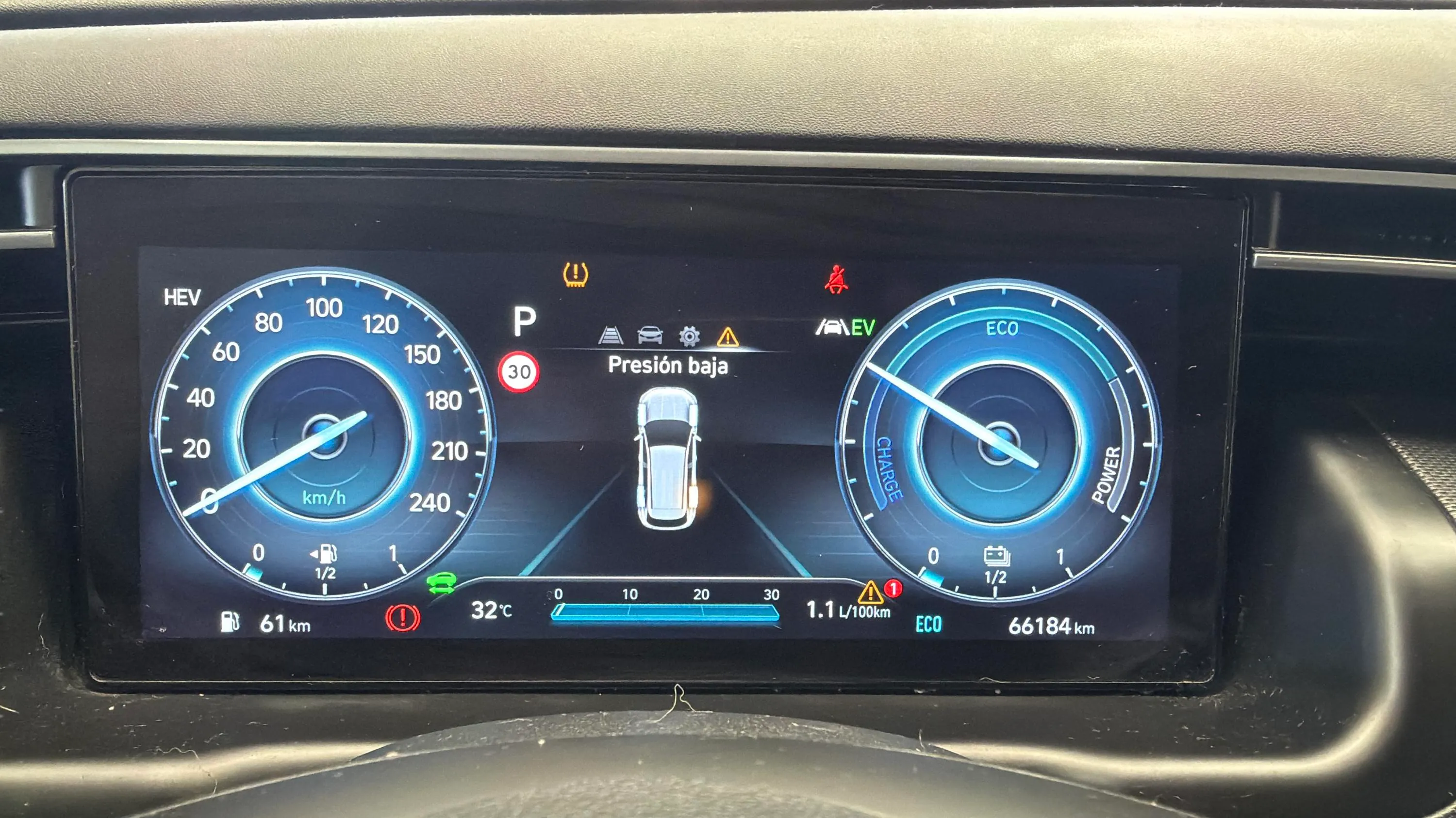 Hyundai Tucson 1.6 T-GDi PHEV Maxx 4x4 - foto 12