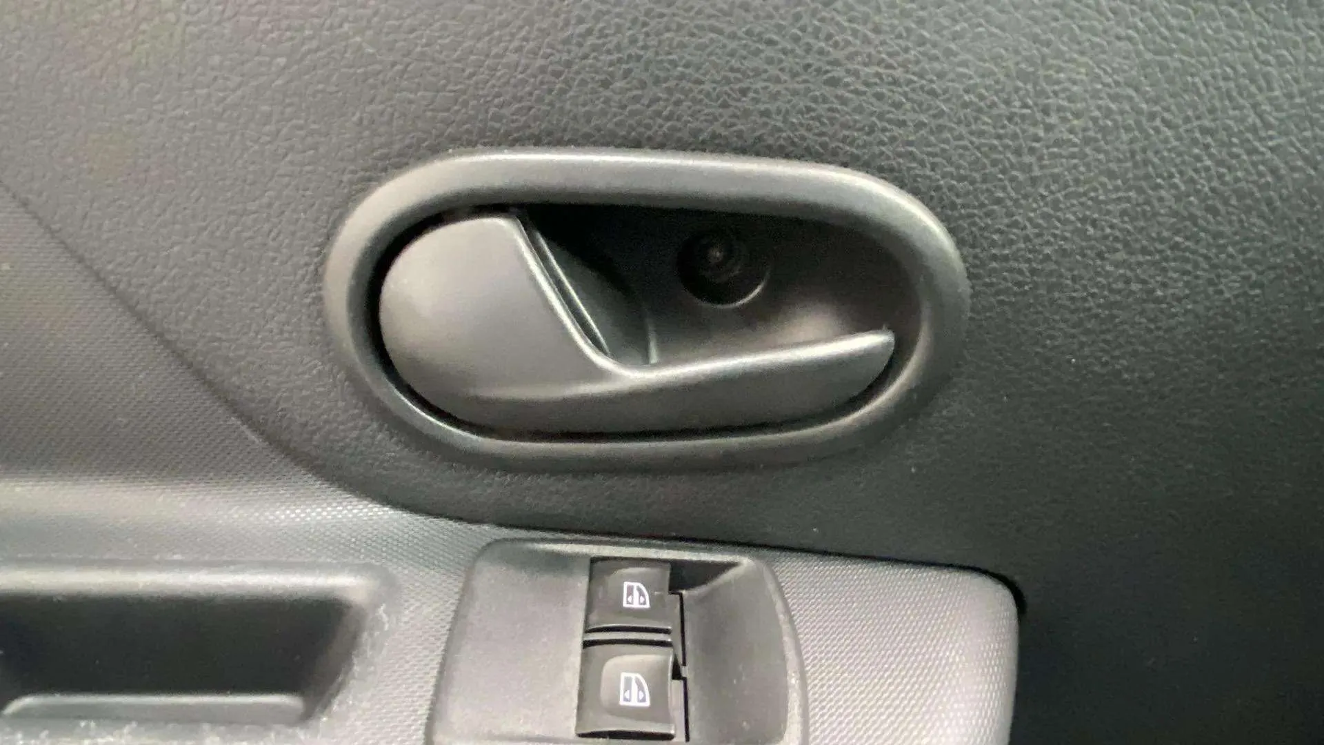 Dacia Sandero Ambiance 1.0 - foto 18