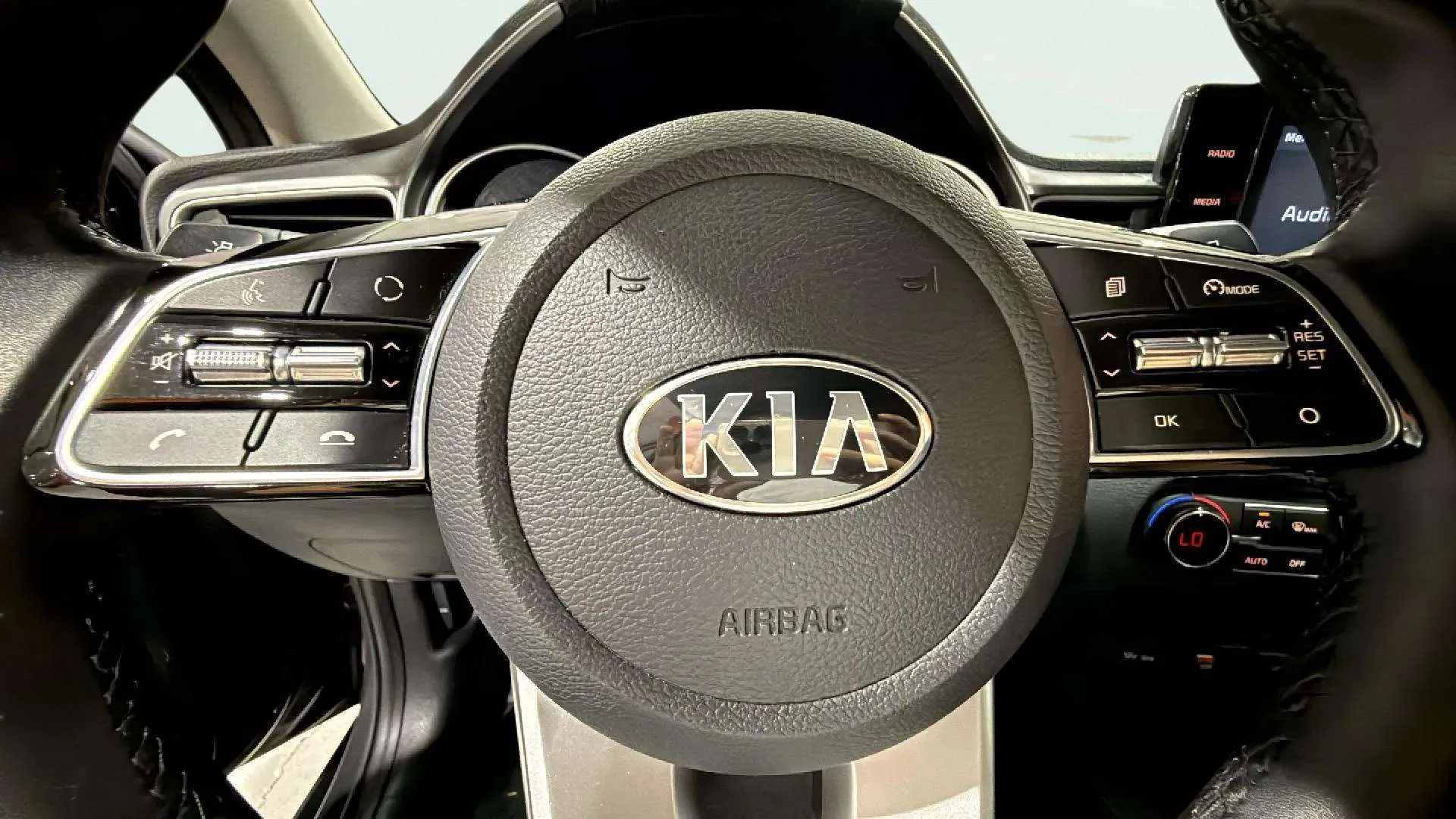 Kia XCeed 1.0 T-GDi Concept - foto 17