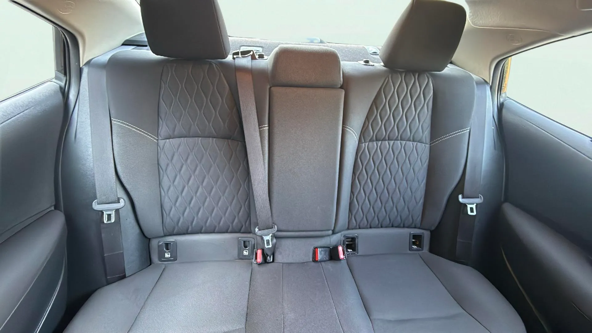 Toyota Corolla Sedan - foto 10