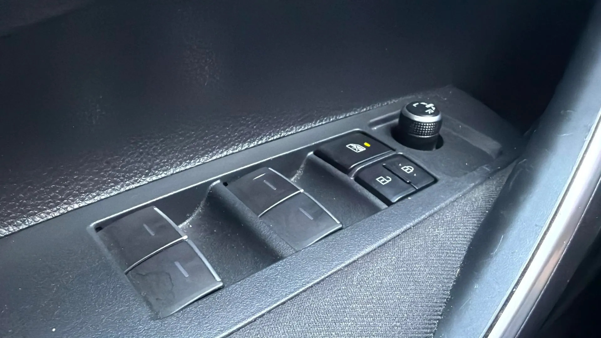 Toyota Corolla Sedan - foto 20