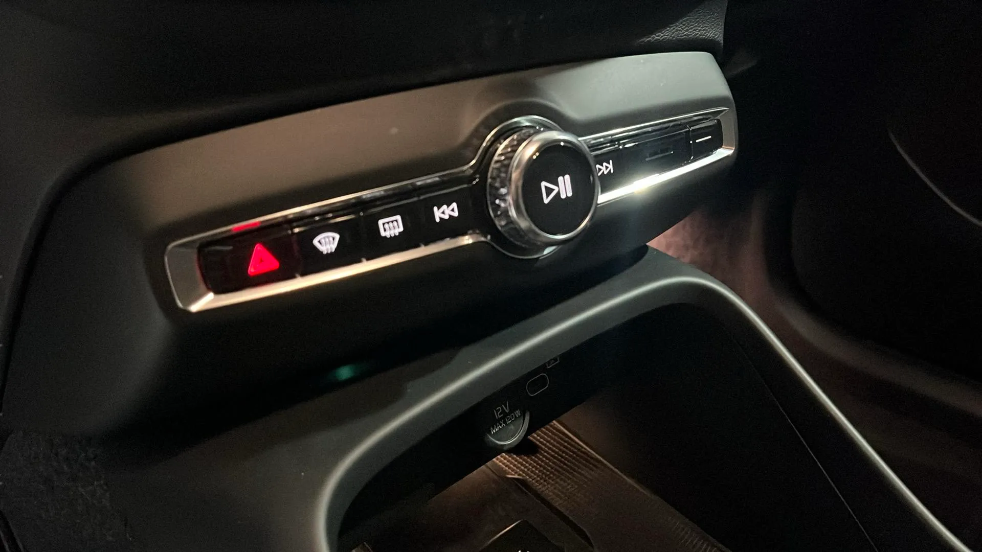 Volvo XC40 2.0 B3 G Core - foto 13