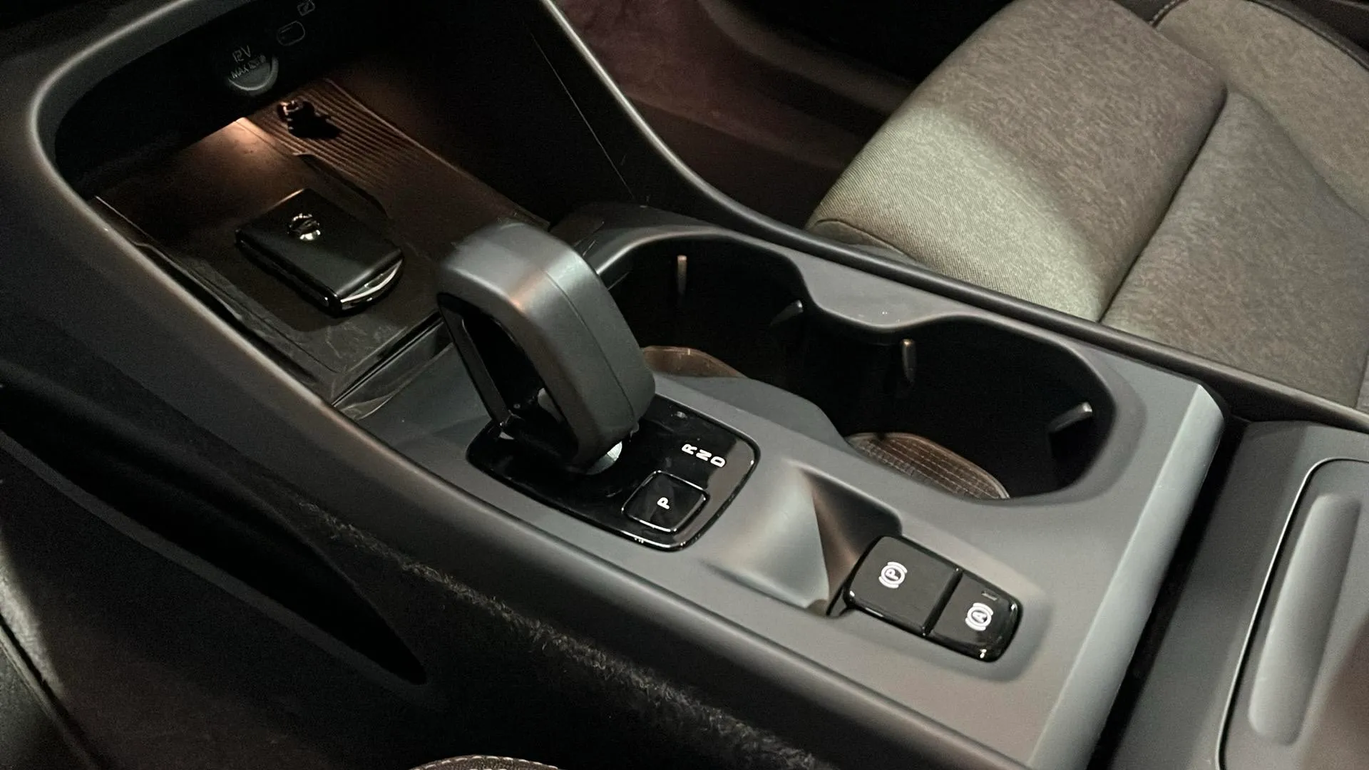 Volvo XC40 2.0 B3 G Core - foto 14