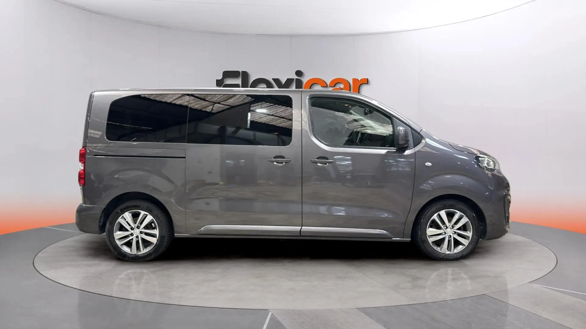 Peugeot Traveller Business 1.5 BlueHDi (120) Standard - foto 8