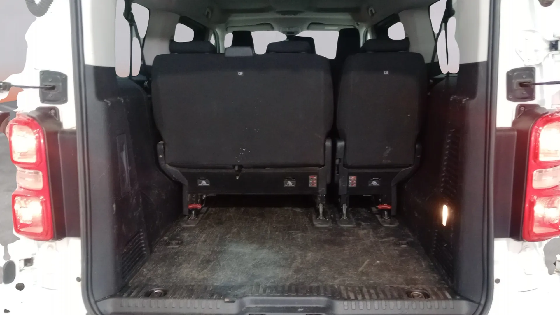 Toyota Proace City 1.5D Family Active 7 Plz L2 - foto 9