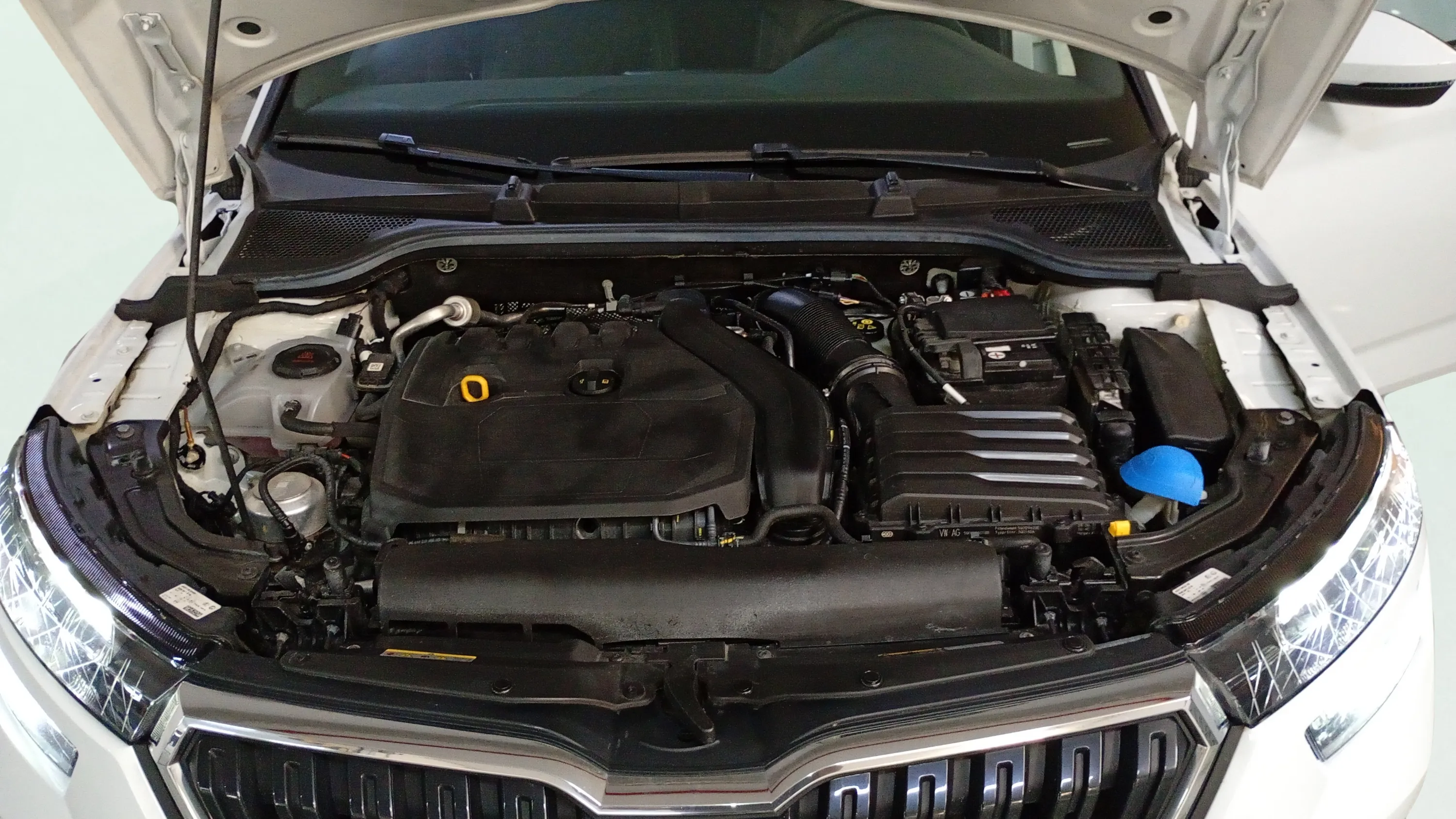 Škoda Kamiq 1.5 TSI DSG Sport - foto 32