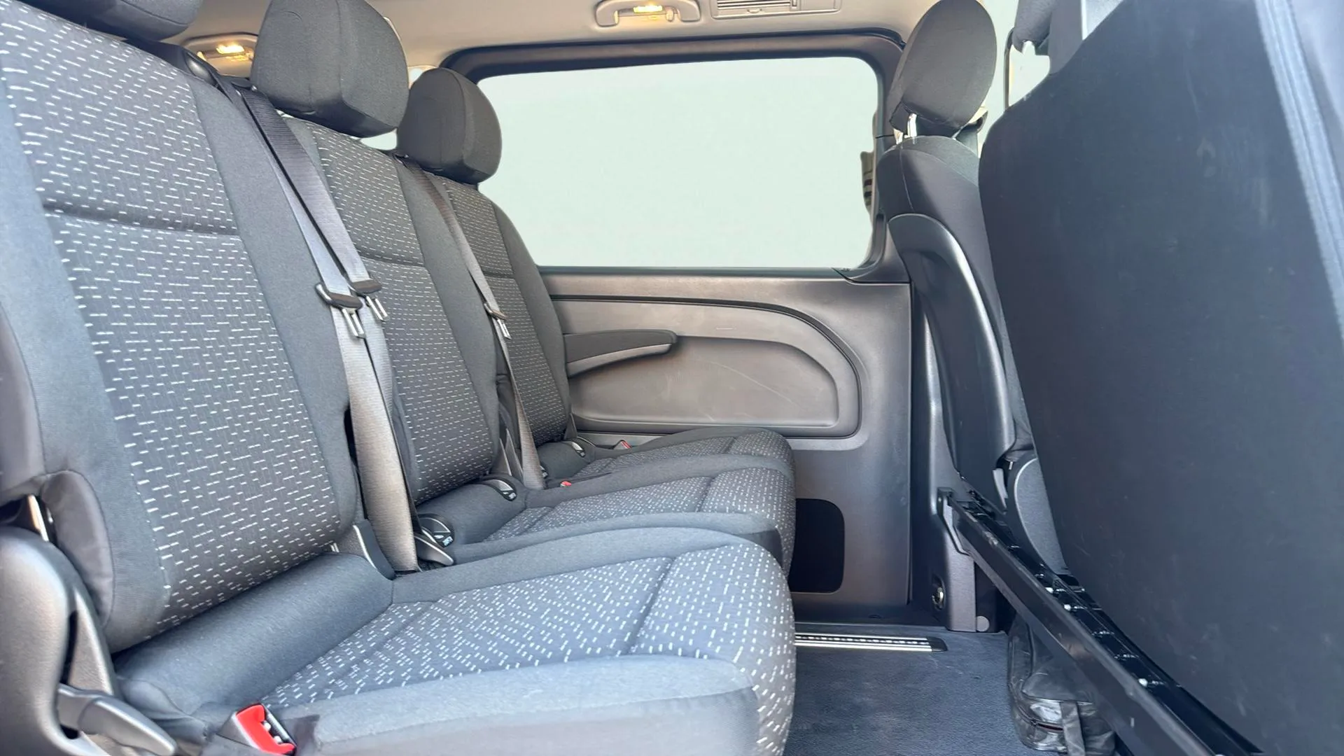 Mercedes-Benz Vito 116CDI Tourer Pro Larga - foto 23