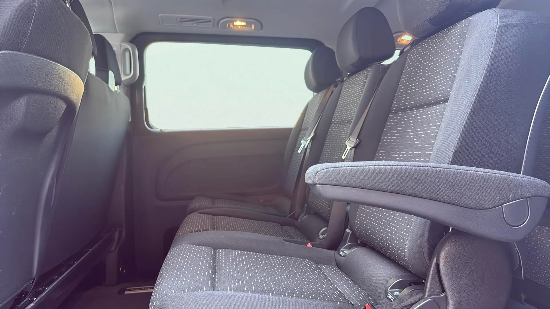 Mercedes-Benz Vito 116CDI Tourer Pro Larga - foto 26