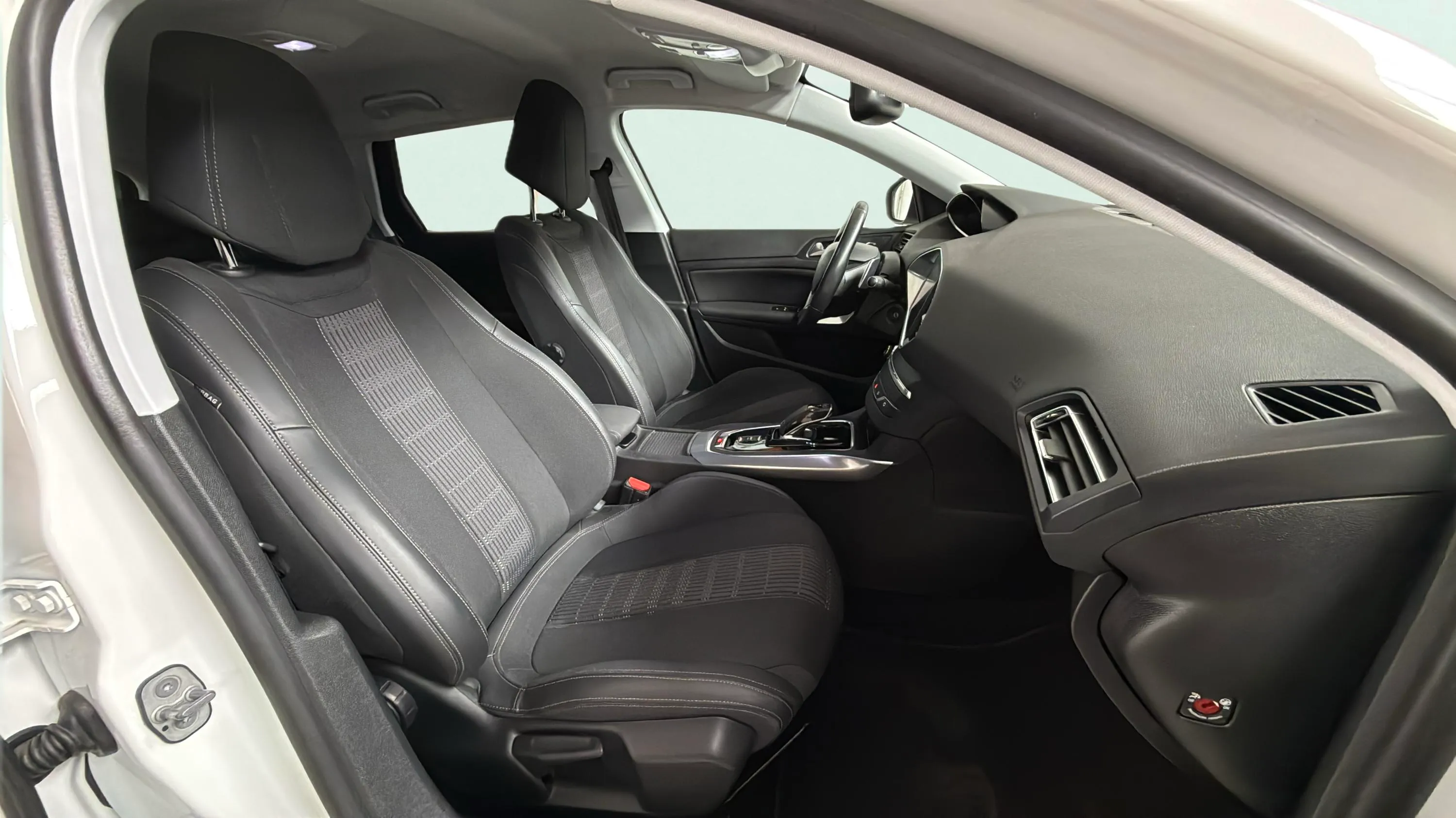 Peugeot 308 SW Allure 1.2 PureTech - foto 13