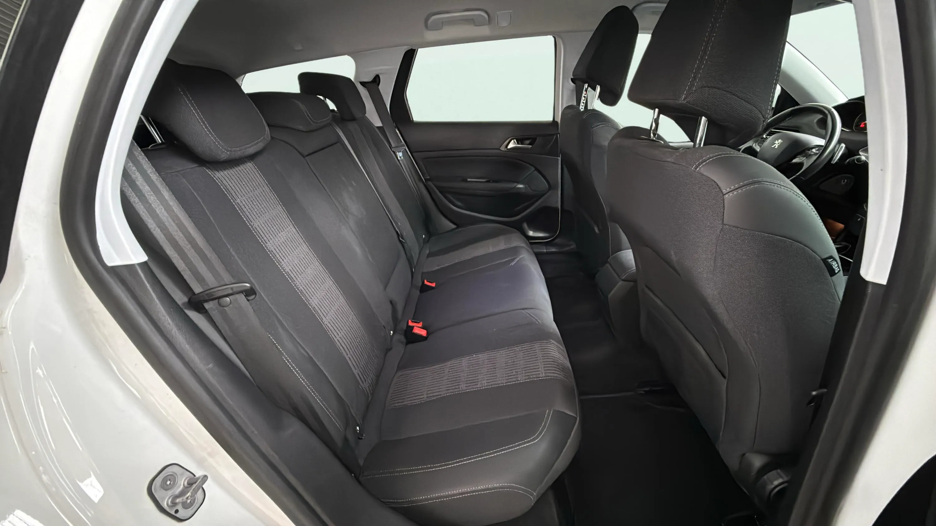 Peugeot 308 SW Allure 1.2 PureTech - foto 14