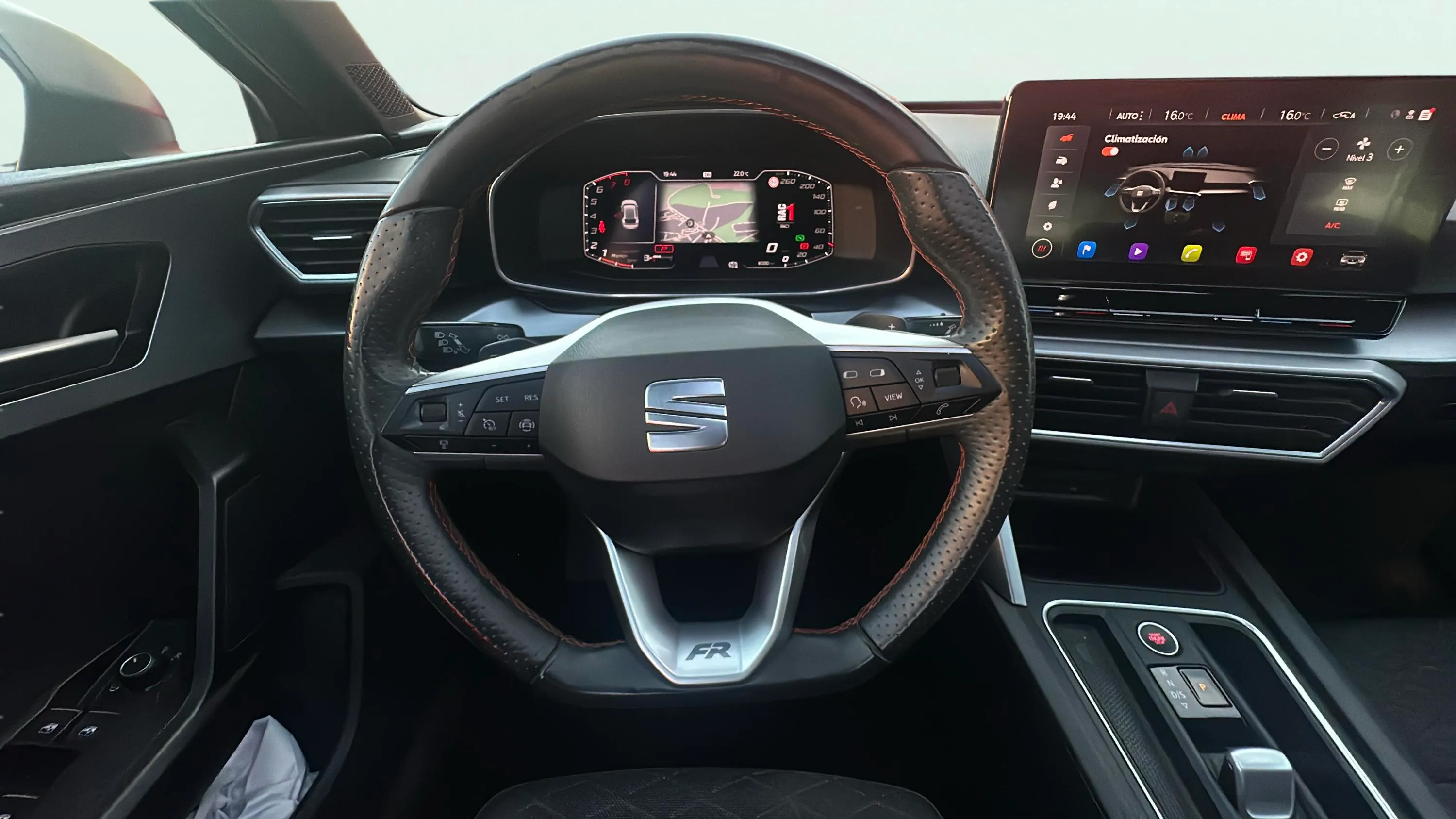 SEAT León 1.5 TSI DSG-7 FR Ed Pl - foto 13