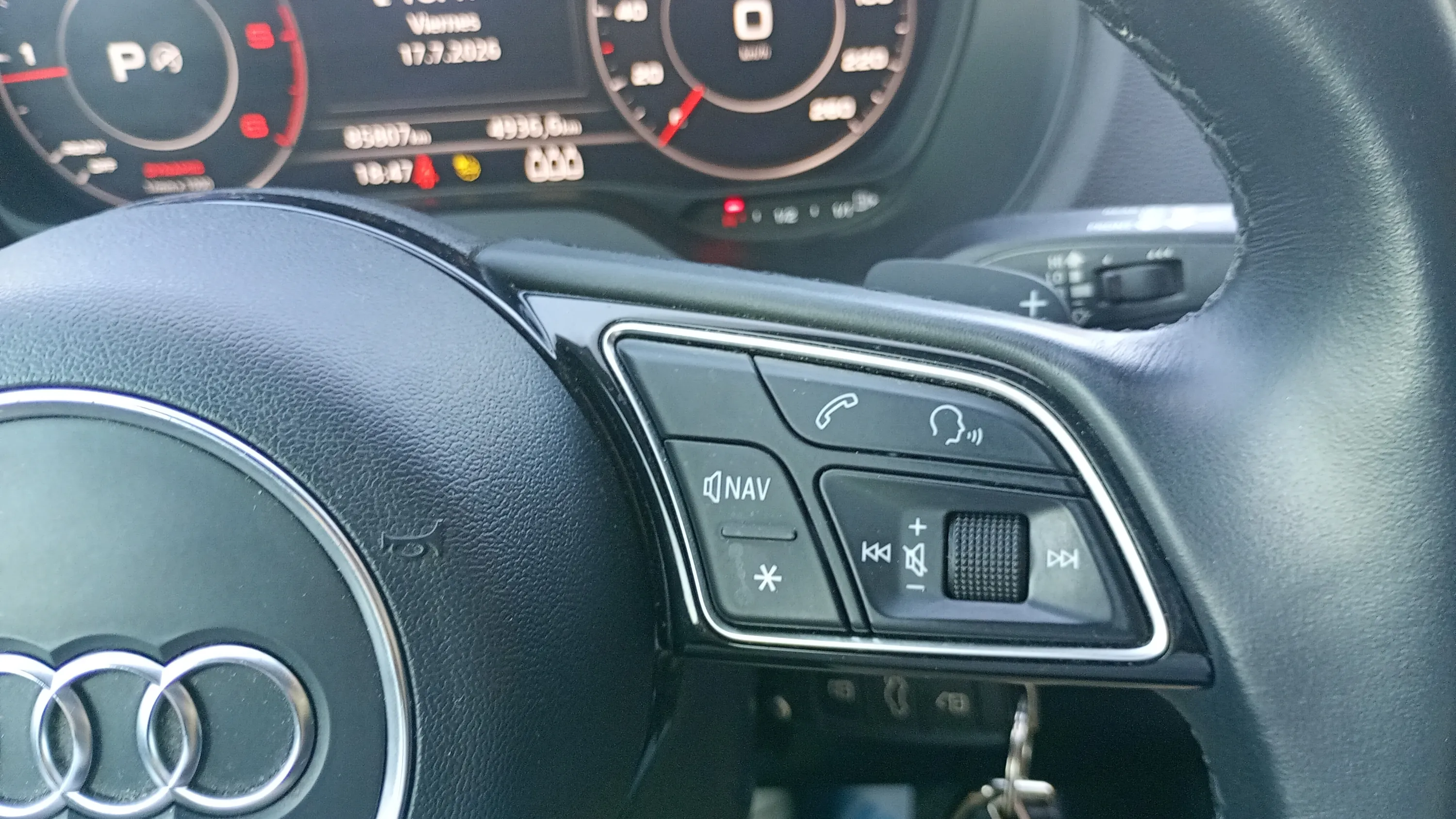 Audi Q2 30 TDI S tronic - foto 23