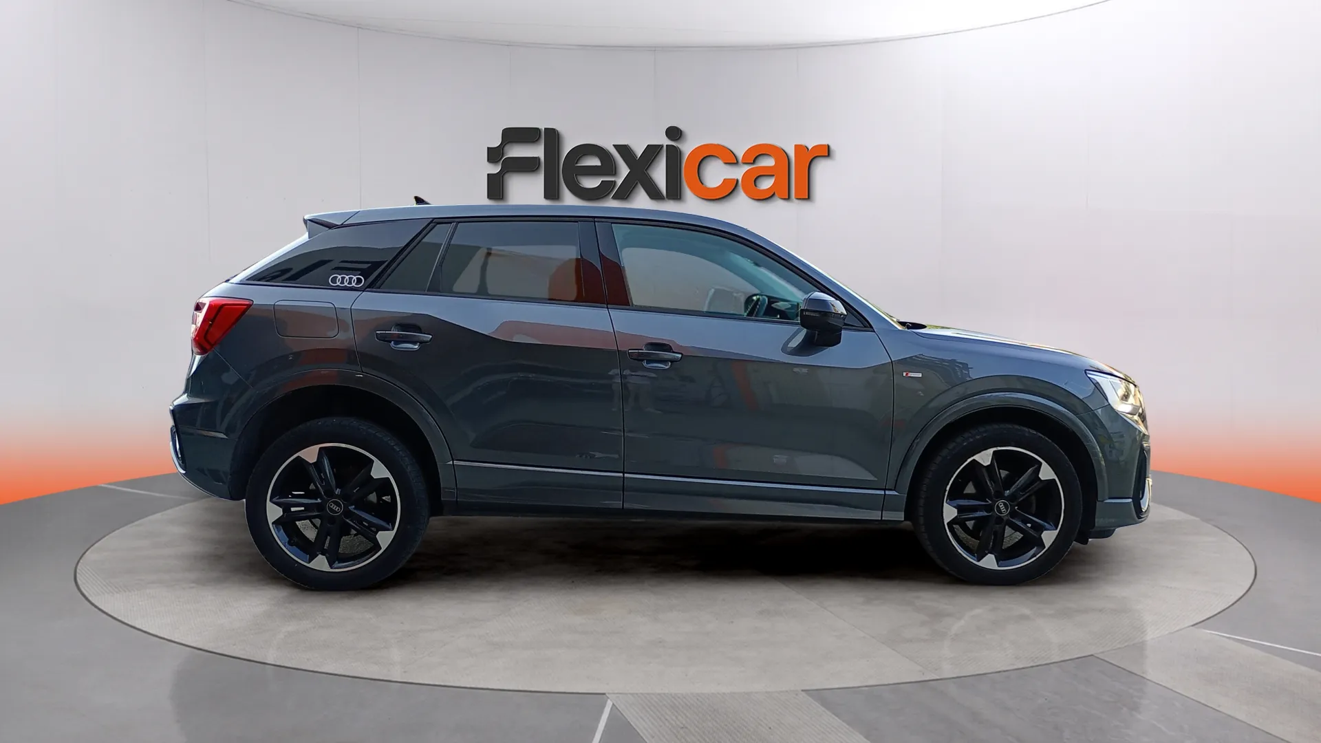 Audi Q2 30 TDI S tronic - foto 5