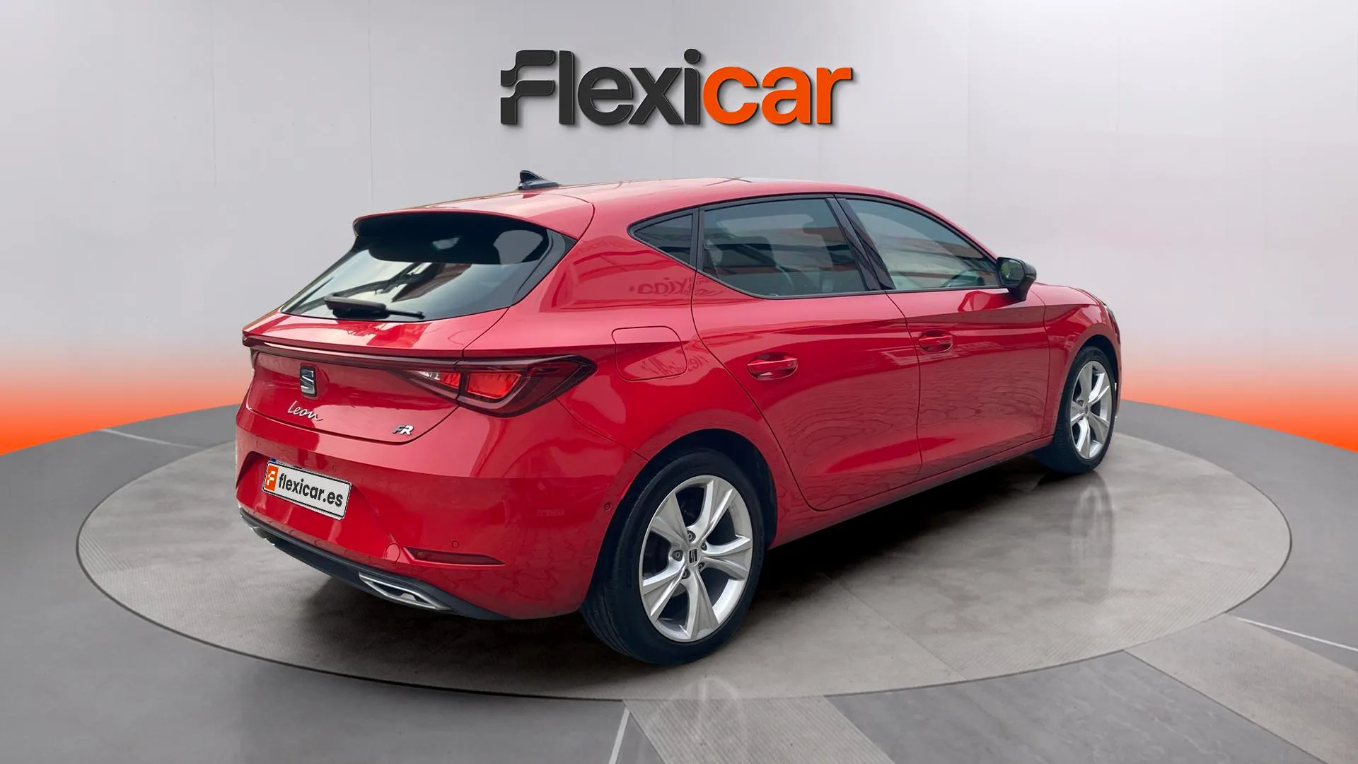 SEAT León 2.0 TDI DSG-7 FR Go L - foto 4