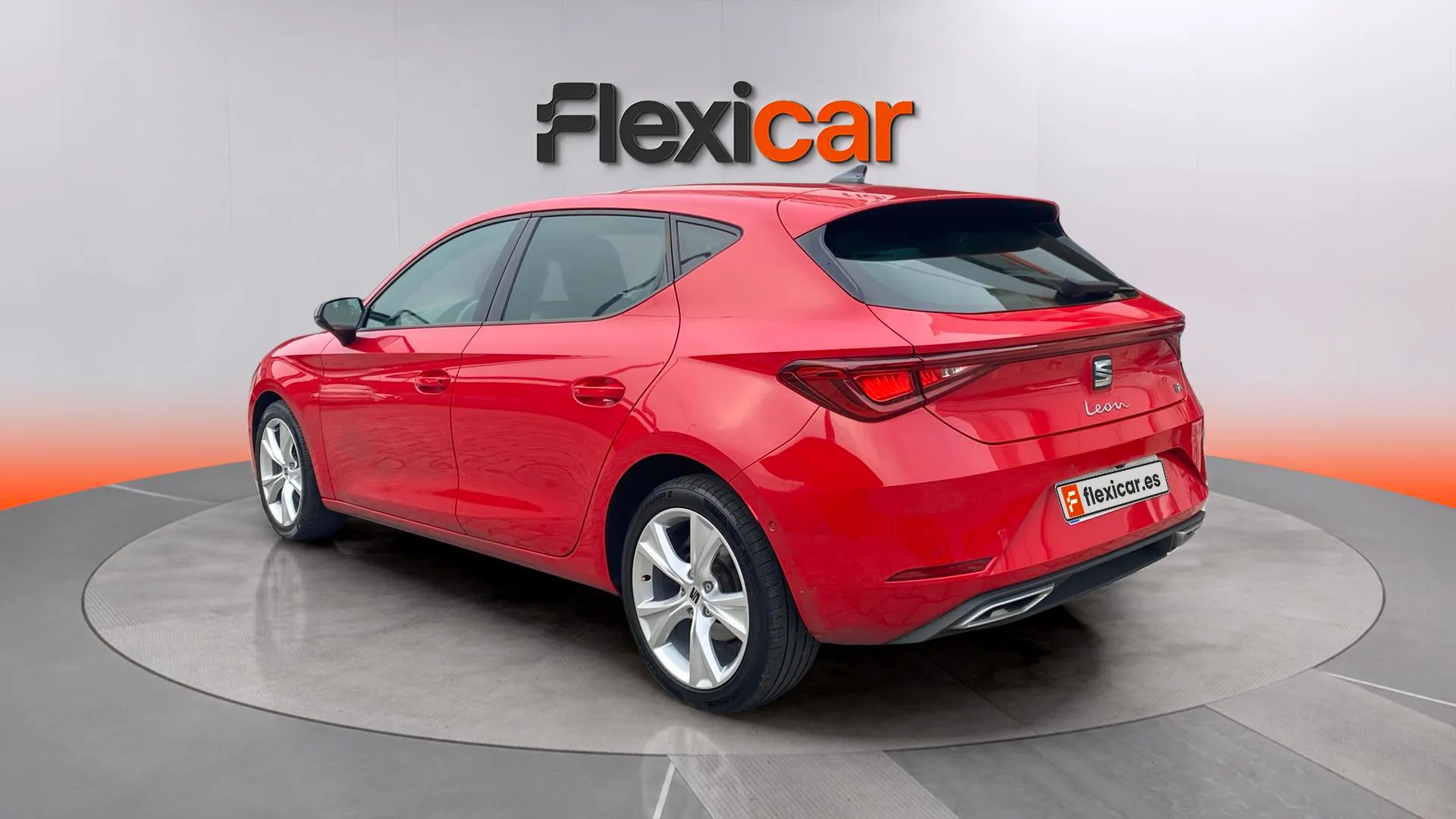 SEAT León 2.0 TDI DSG-7 FR Go L - foto 6