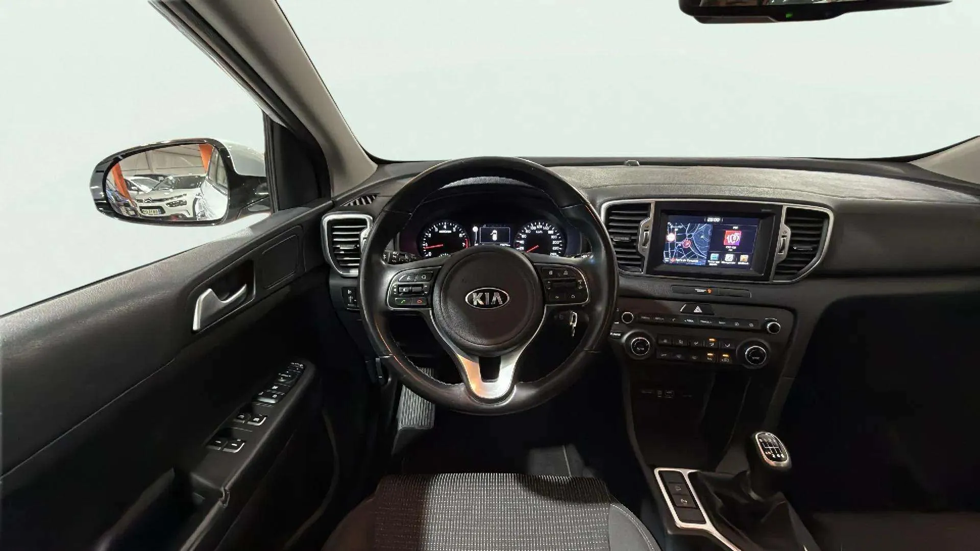 Kia Sportage 1.6 GDi Business 4x2 - foto 13