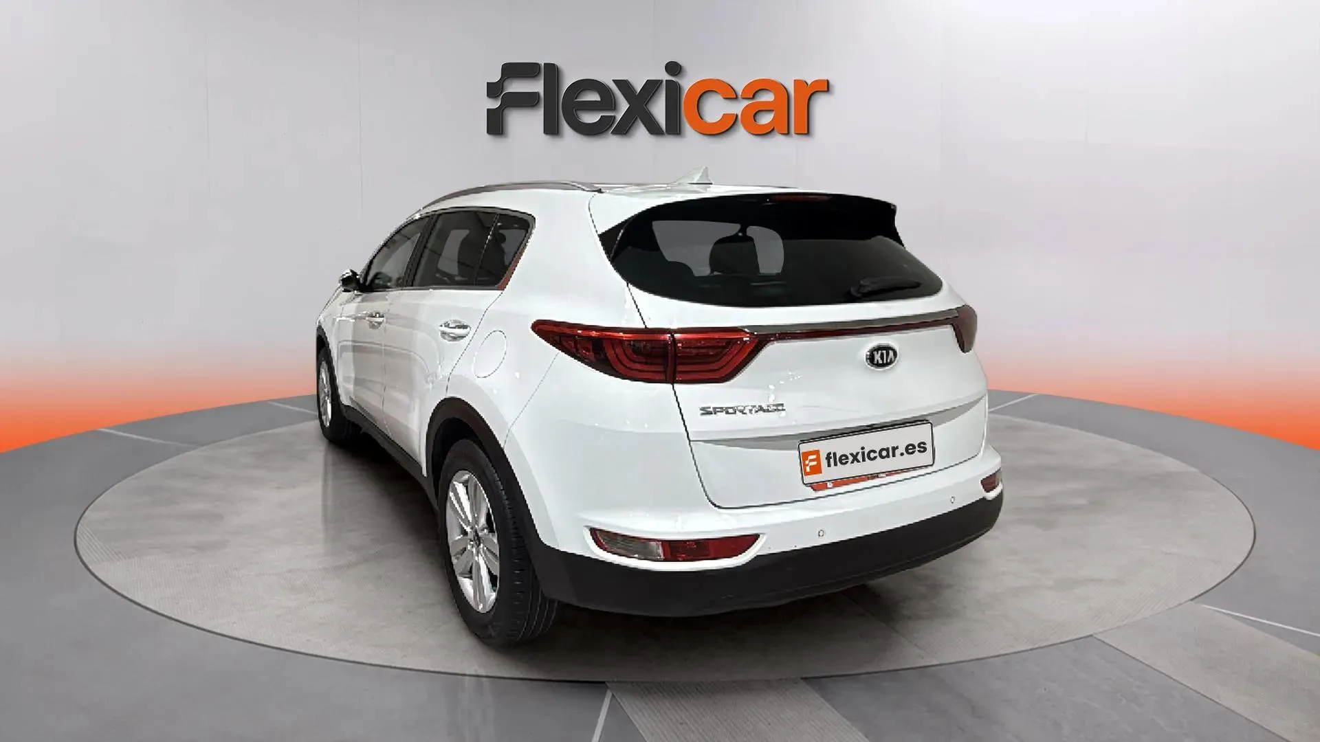 Kia Sportage 1.6 GDi Business 4x2 - foto 4